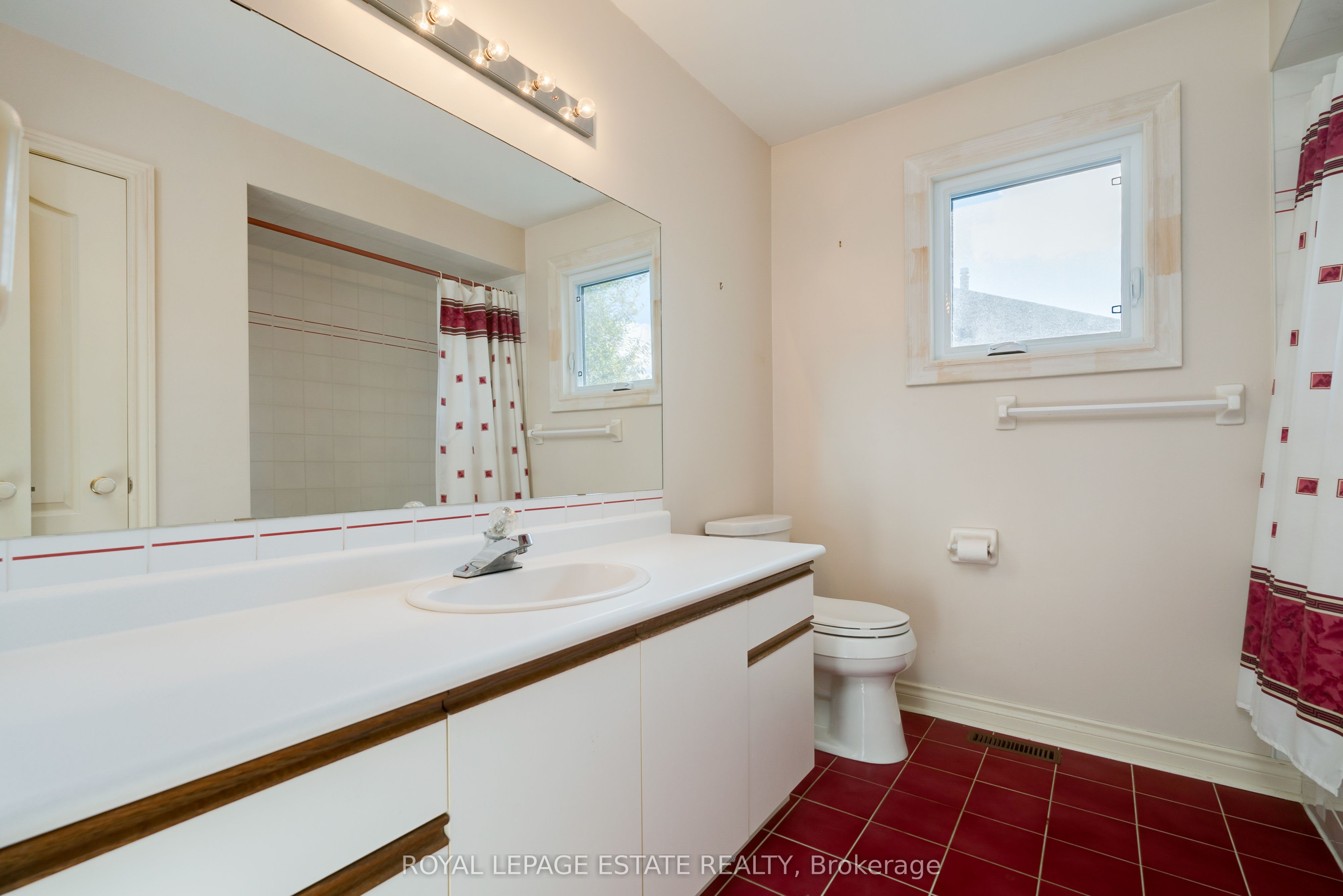 35 Harmony Hill Crescent