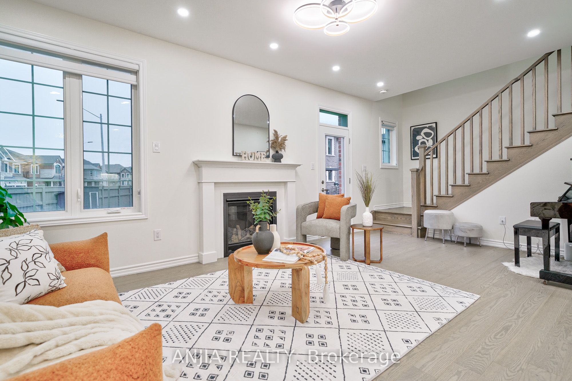 262 Beaverbrae Drive