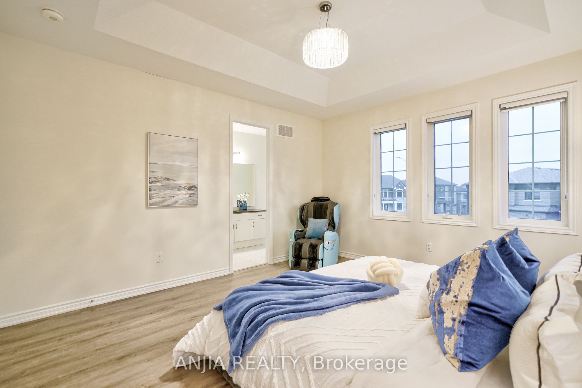 262 Beaverbrae Drive