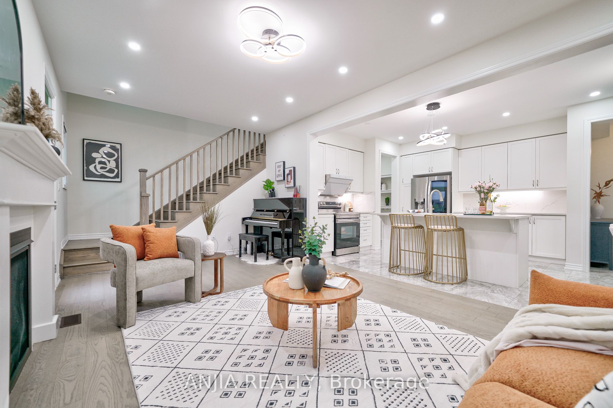 262 Beaverbrae Drive