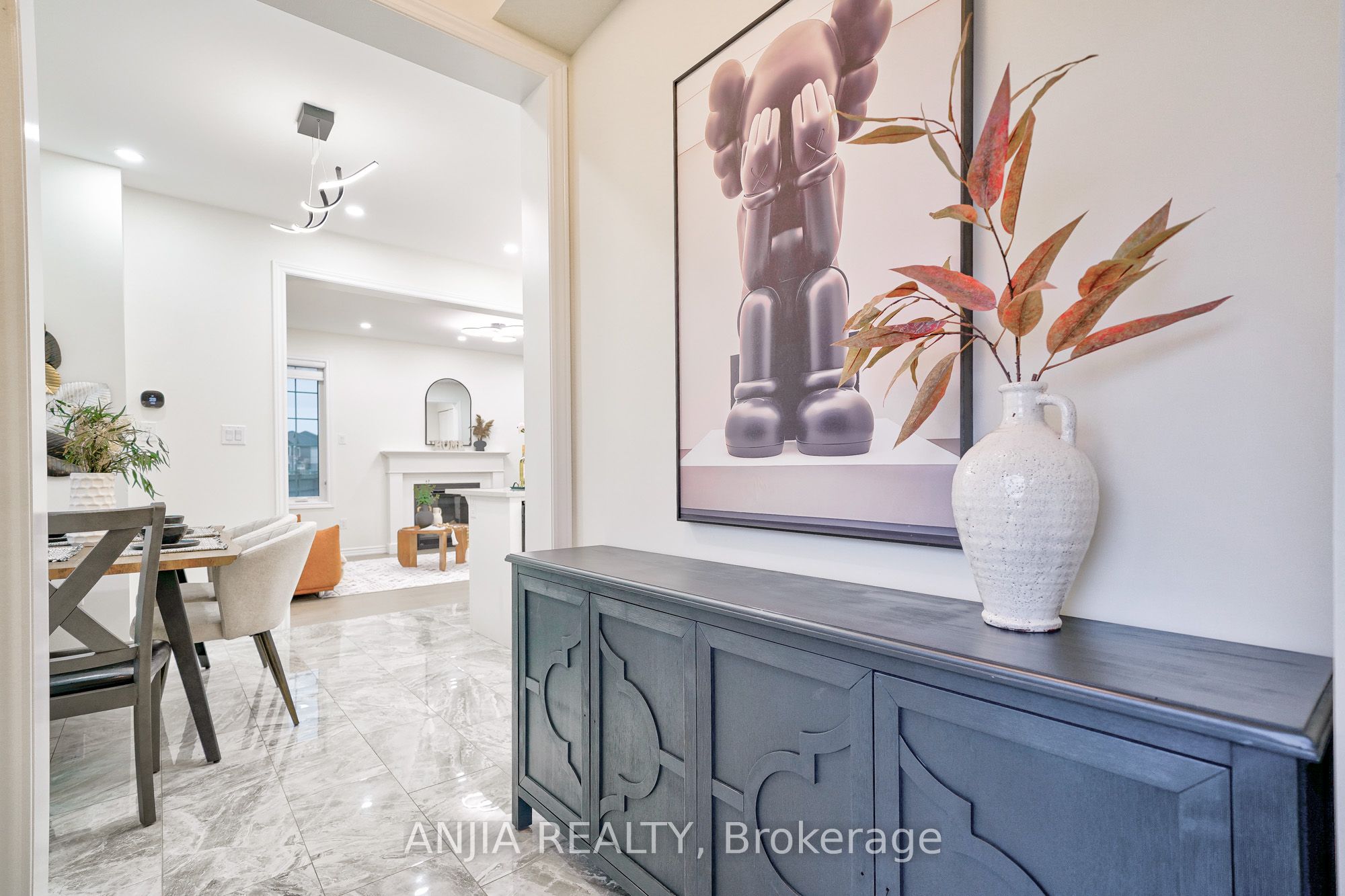 262 Beaverbrae Drive
