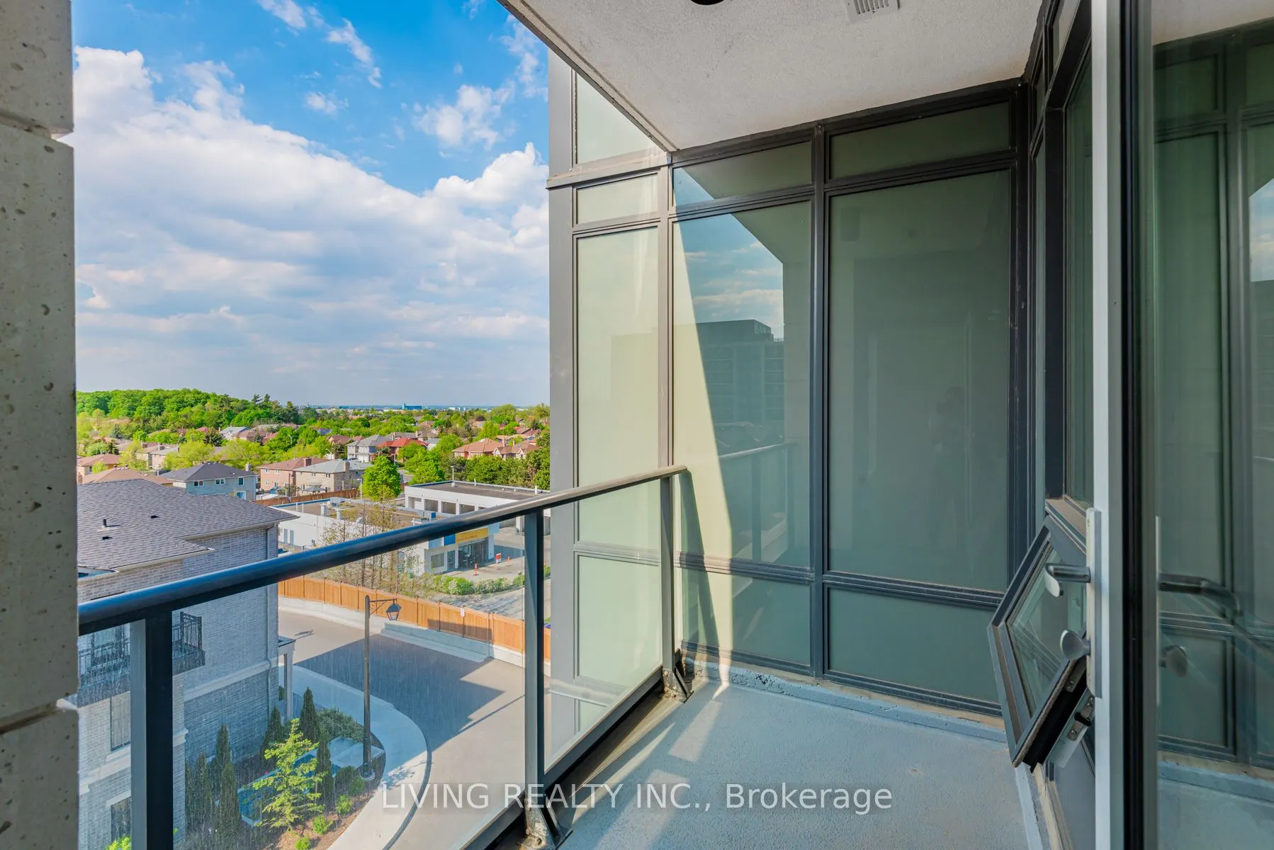 398 Highway 7 Road E, #601