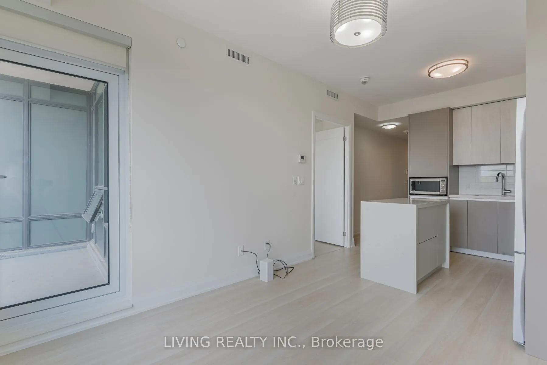 398 Highway 7 Road E, #601