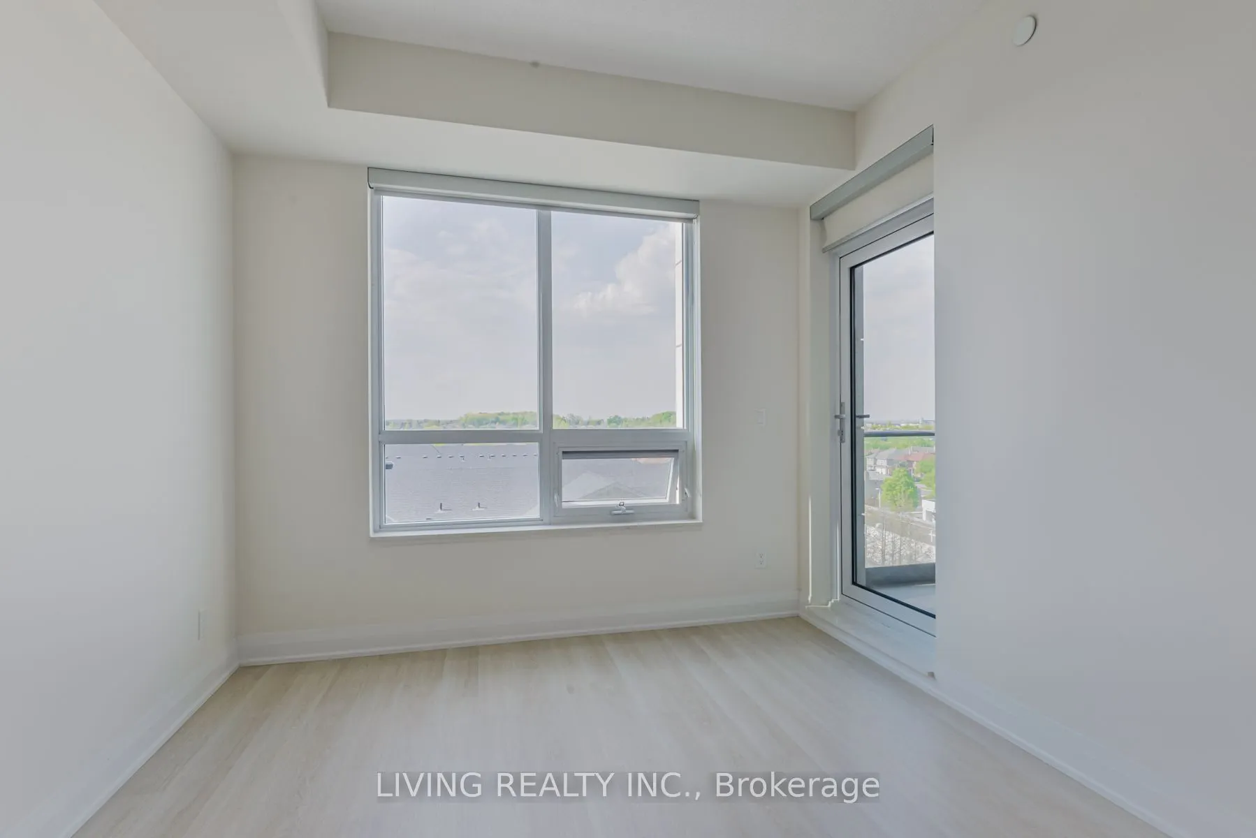 398 Highway 7 Road E, #601