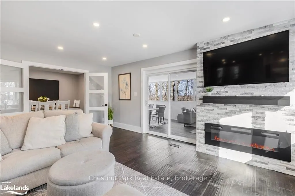 1814 QUANTZ Crescent