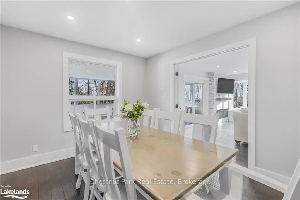 1814 QUANTZ Crescent