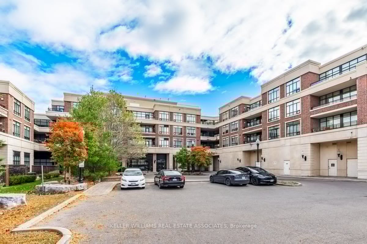 2396 Major Mackenzie Drive, #210