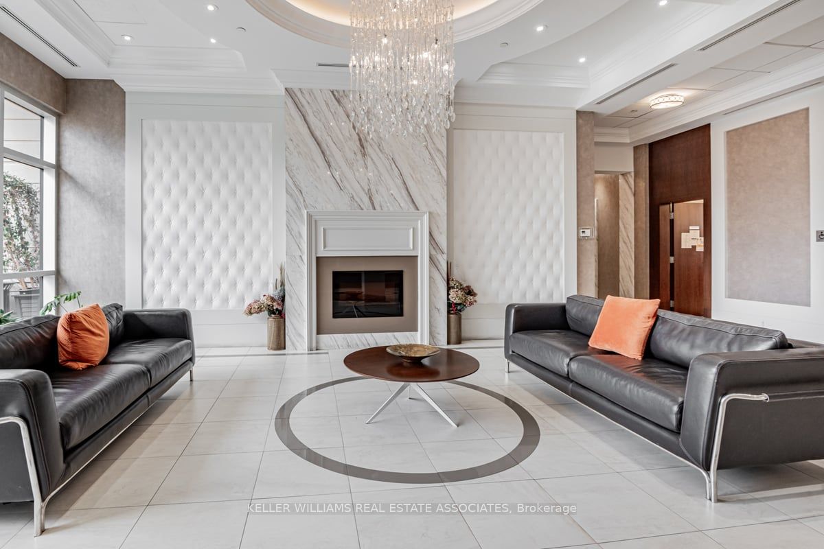 2396 Major Mackenzie Drive, #210