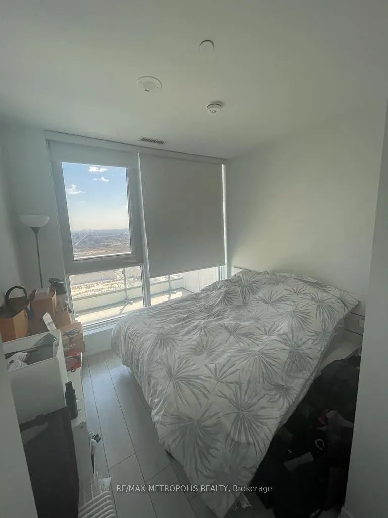 5 Buttermill Avenue, #PH08