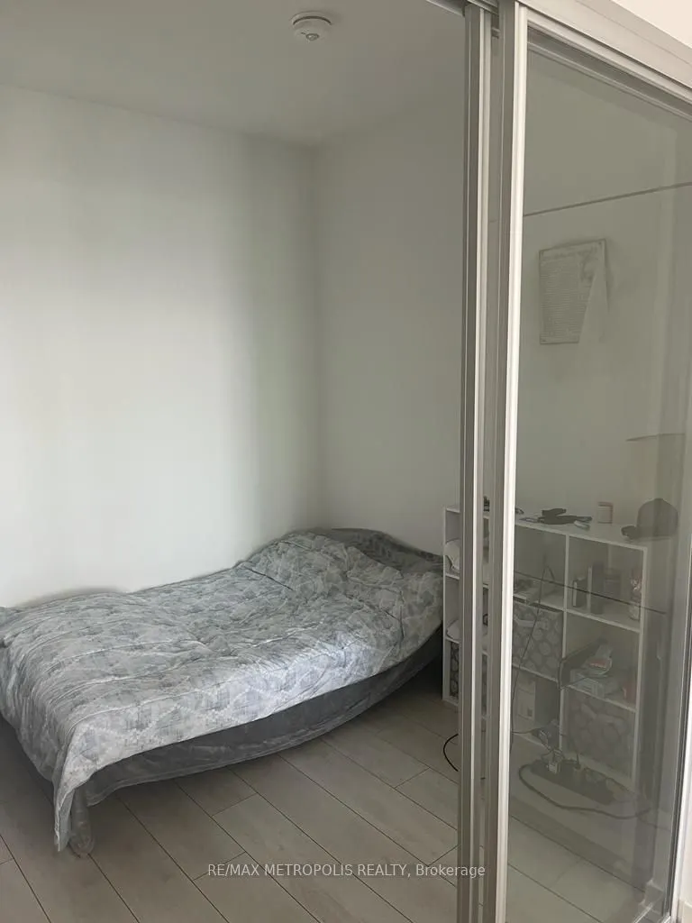 5 Buttermill Avenue, #PH08