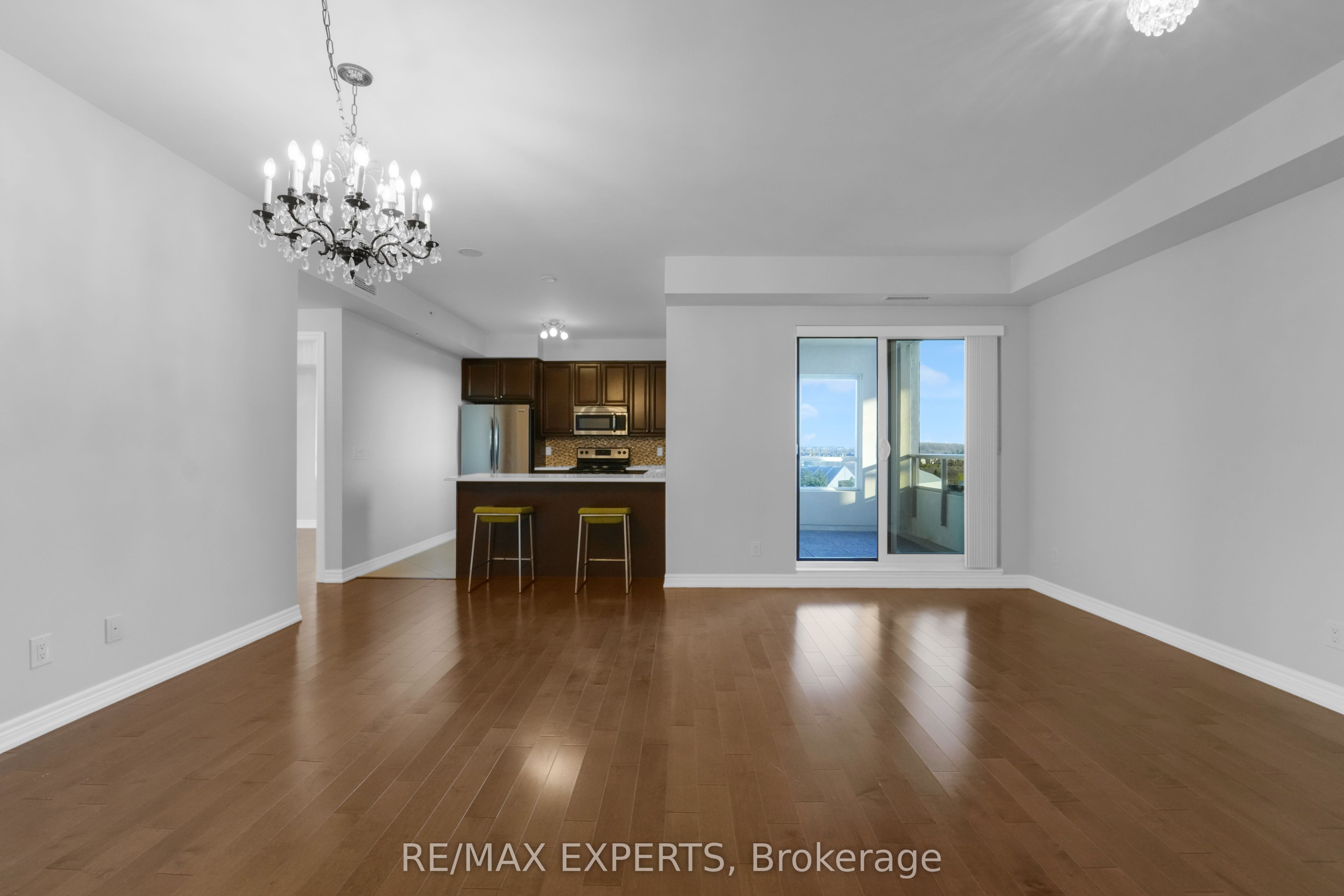 9255 Jane Street, #805