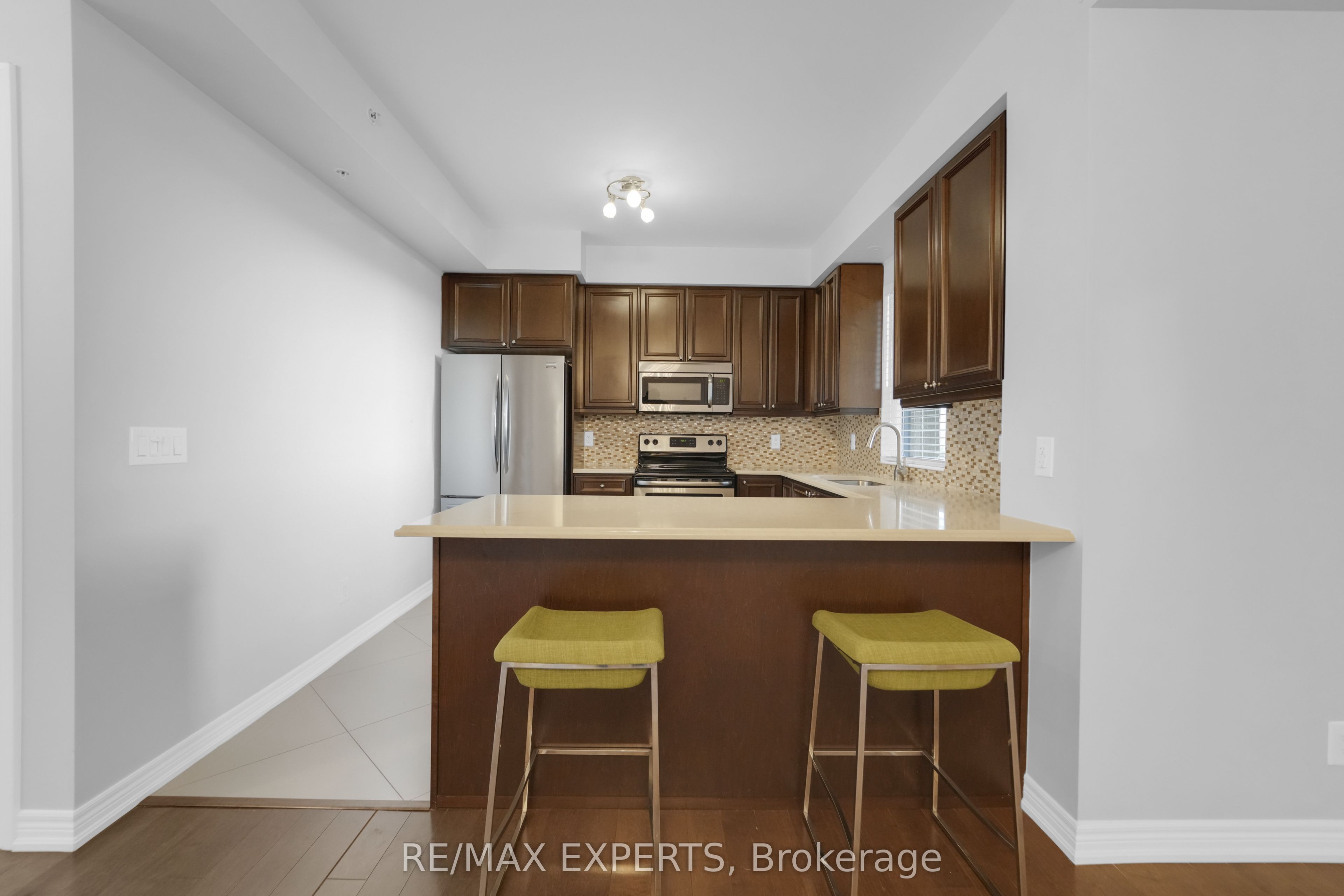 9255 Jane Street, #805
