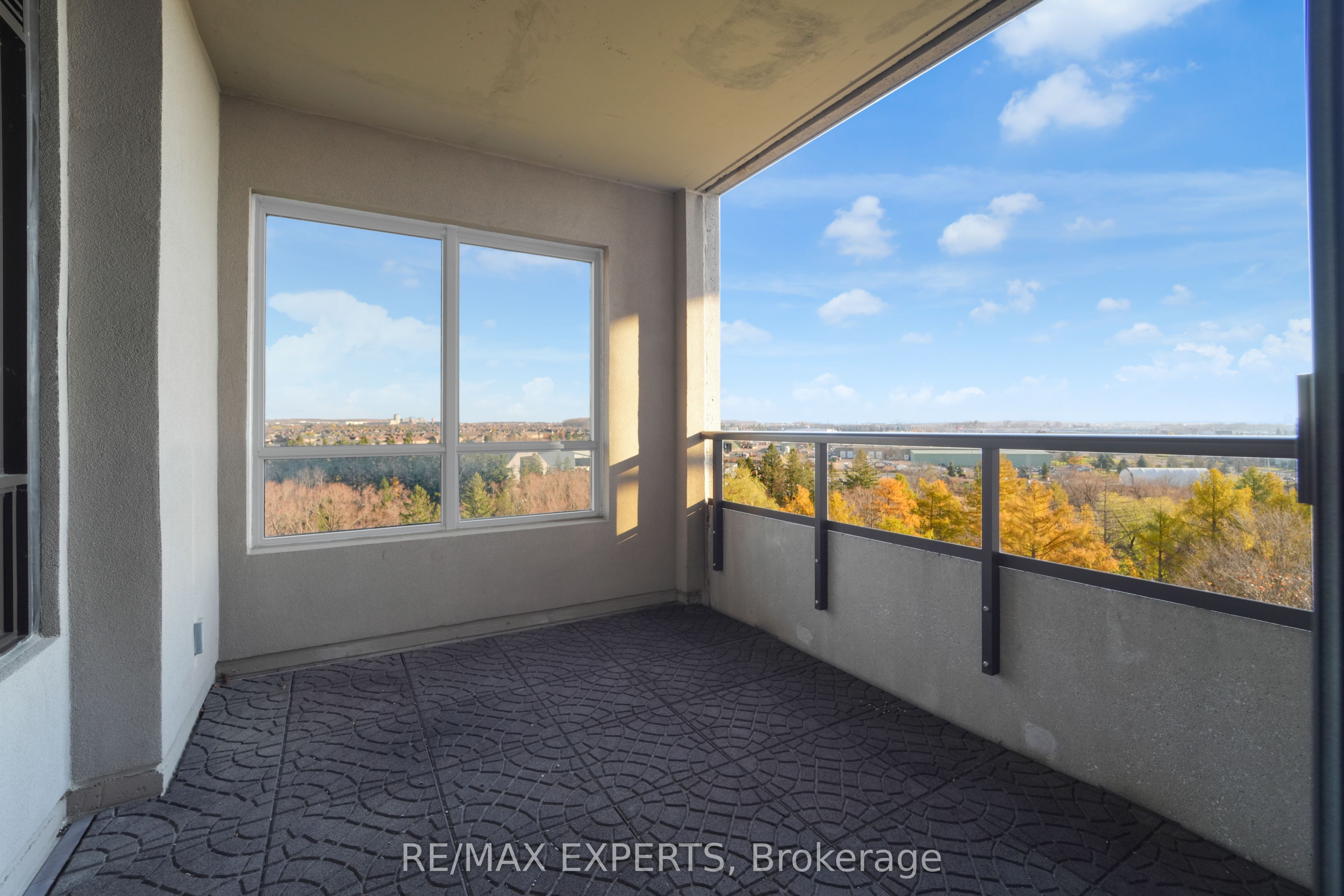 9255 Jane Street, #805