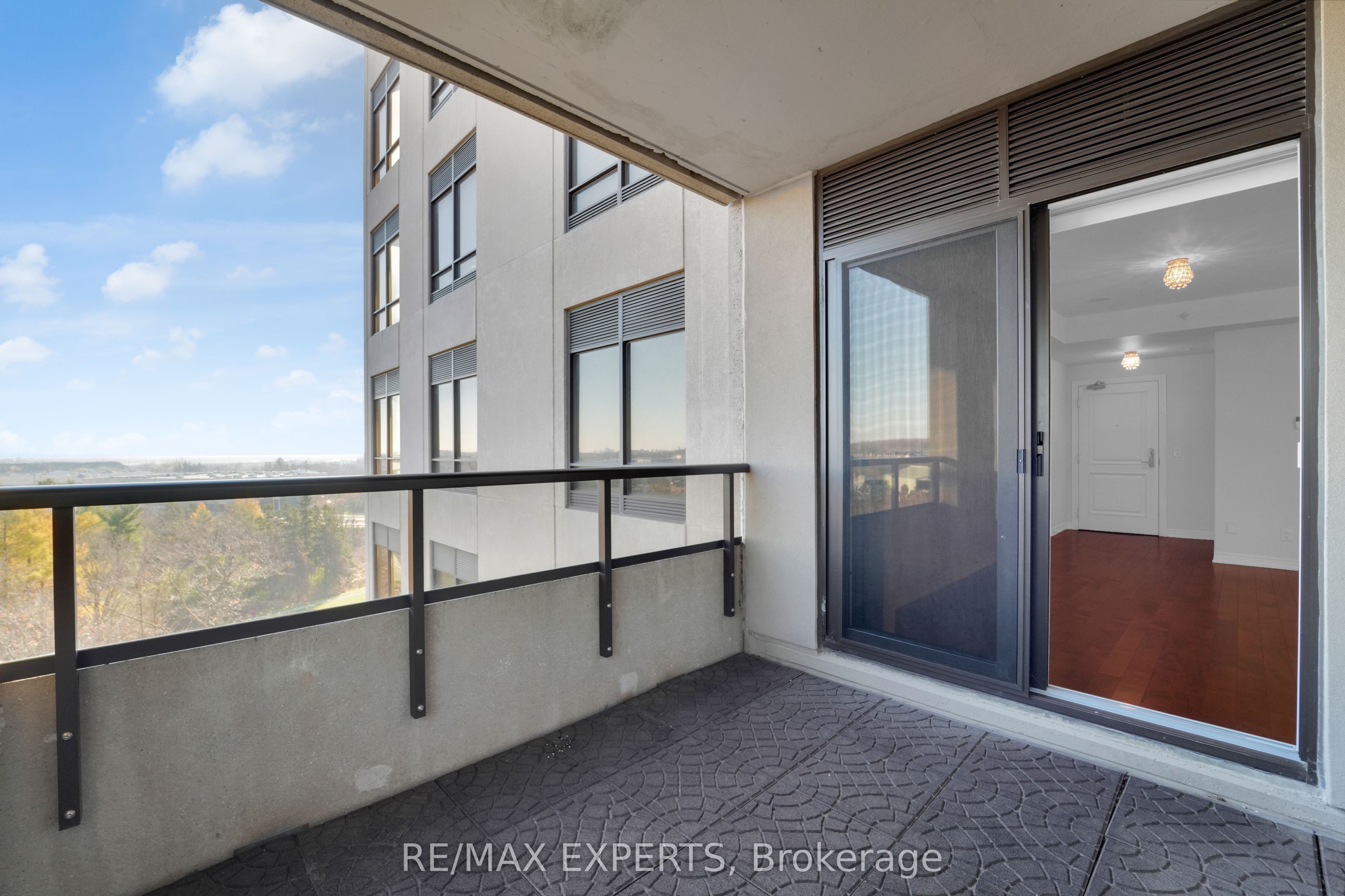 9255 Jane Street, #805