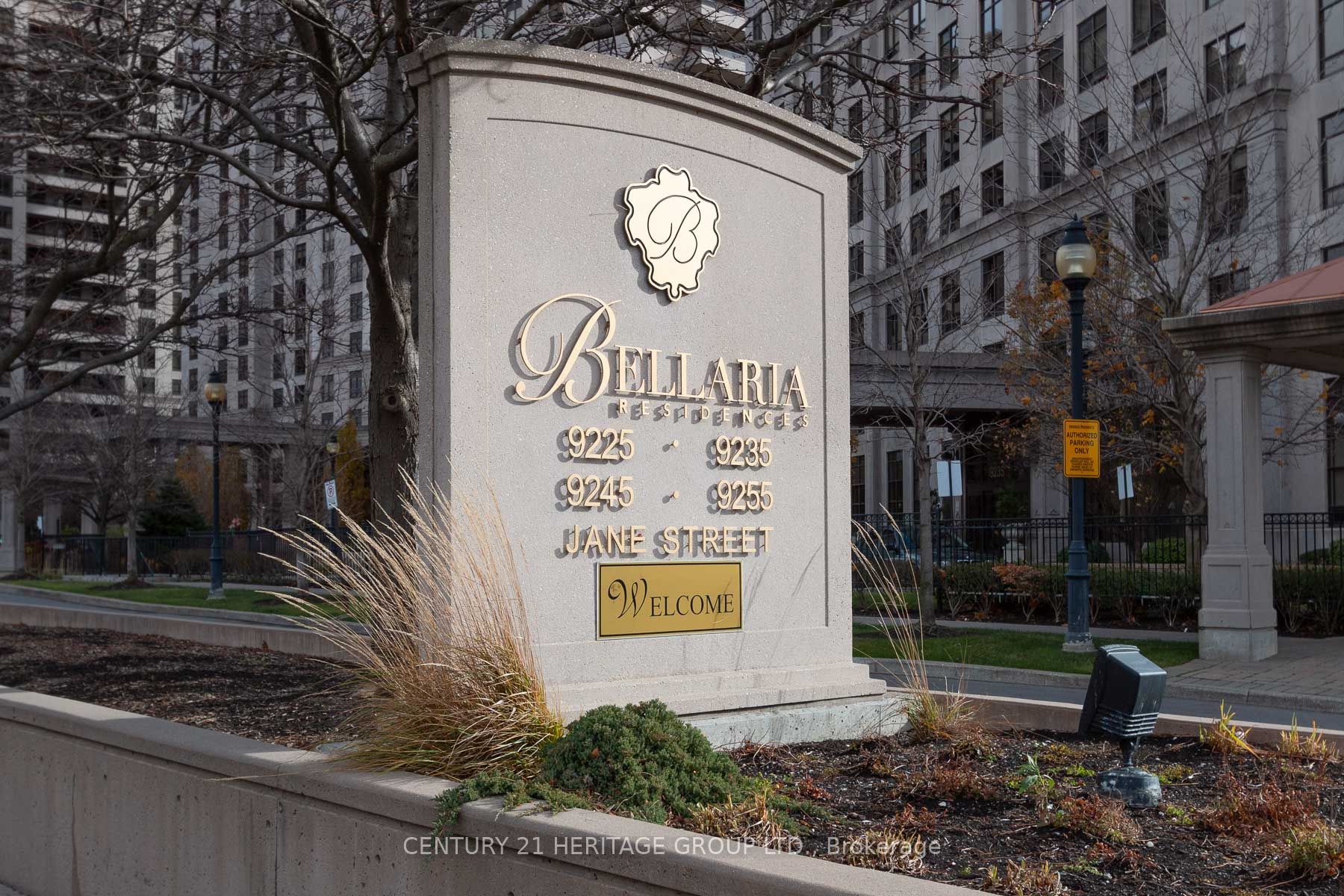 9245 Jane Street, #615