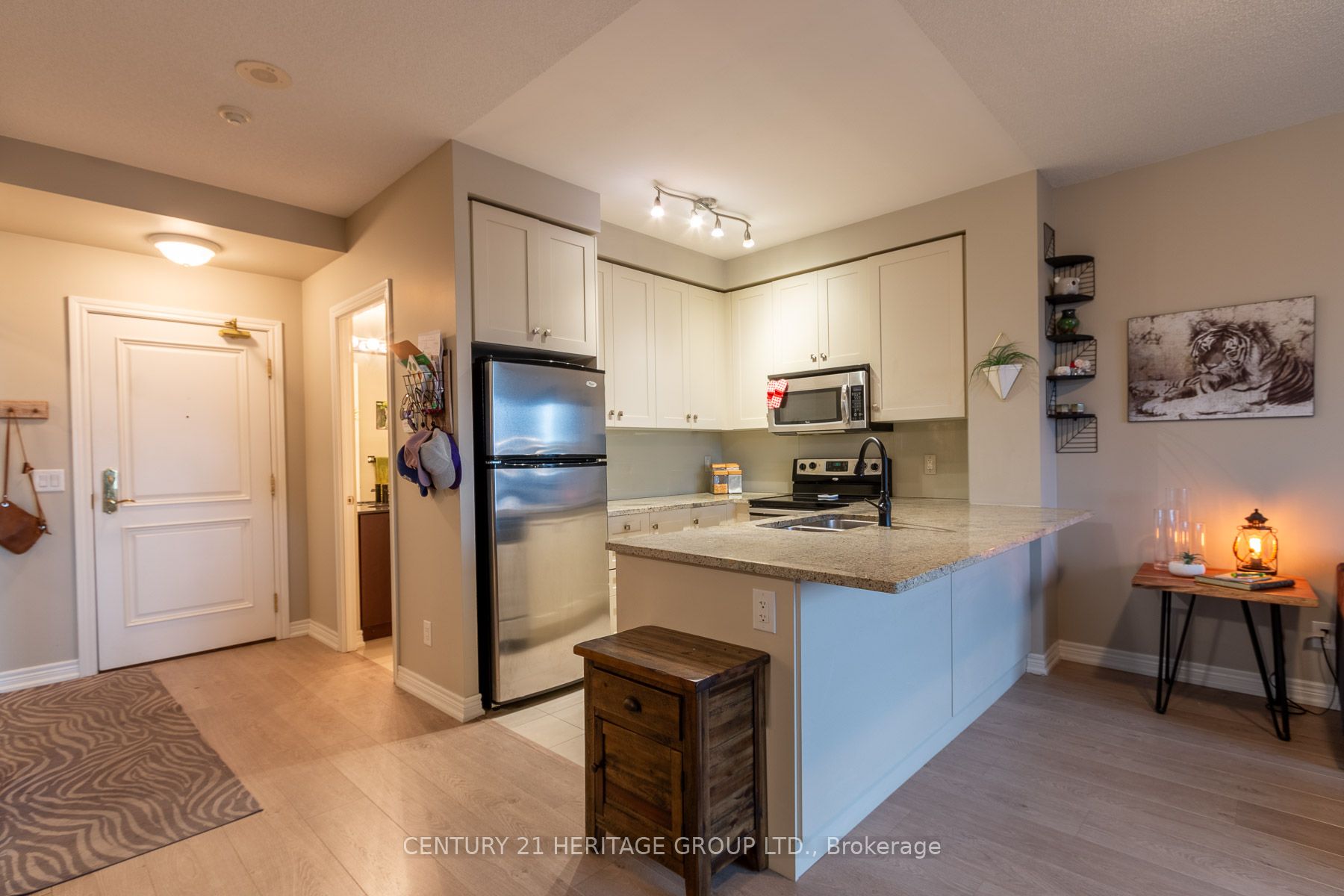 9245 Jane Street, #615