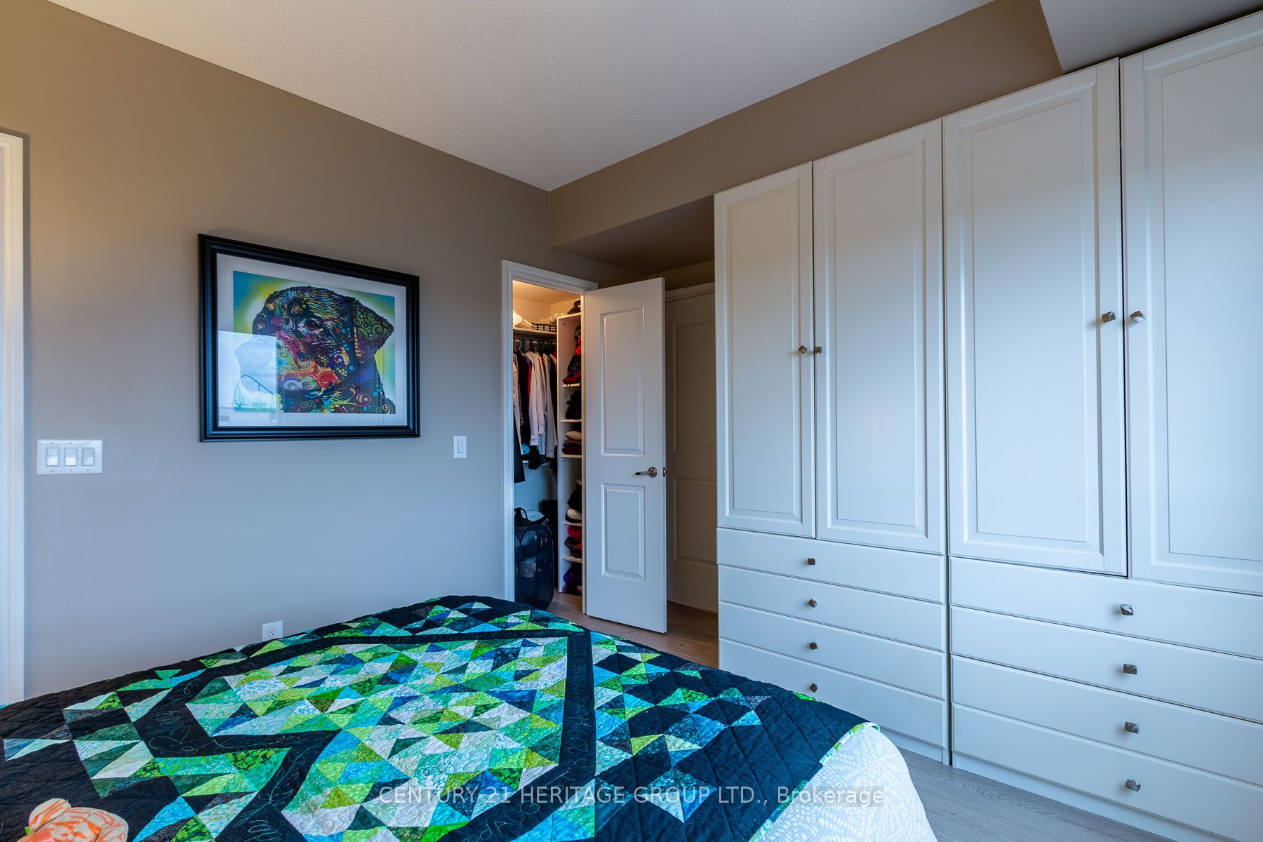 9245 Jane Street, #615