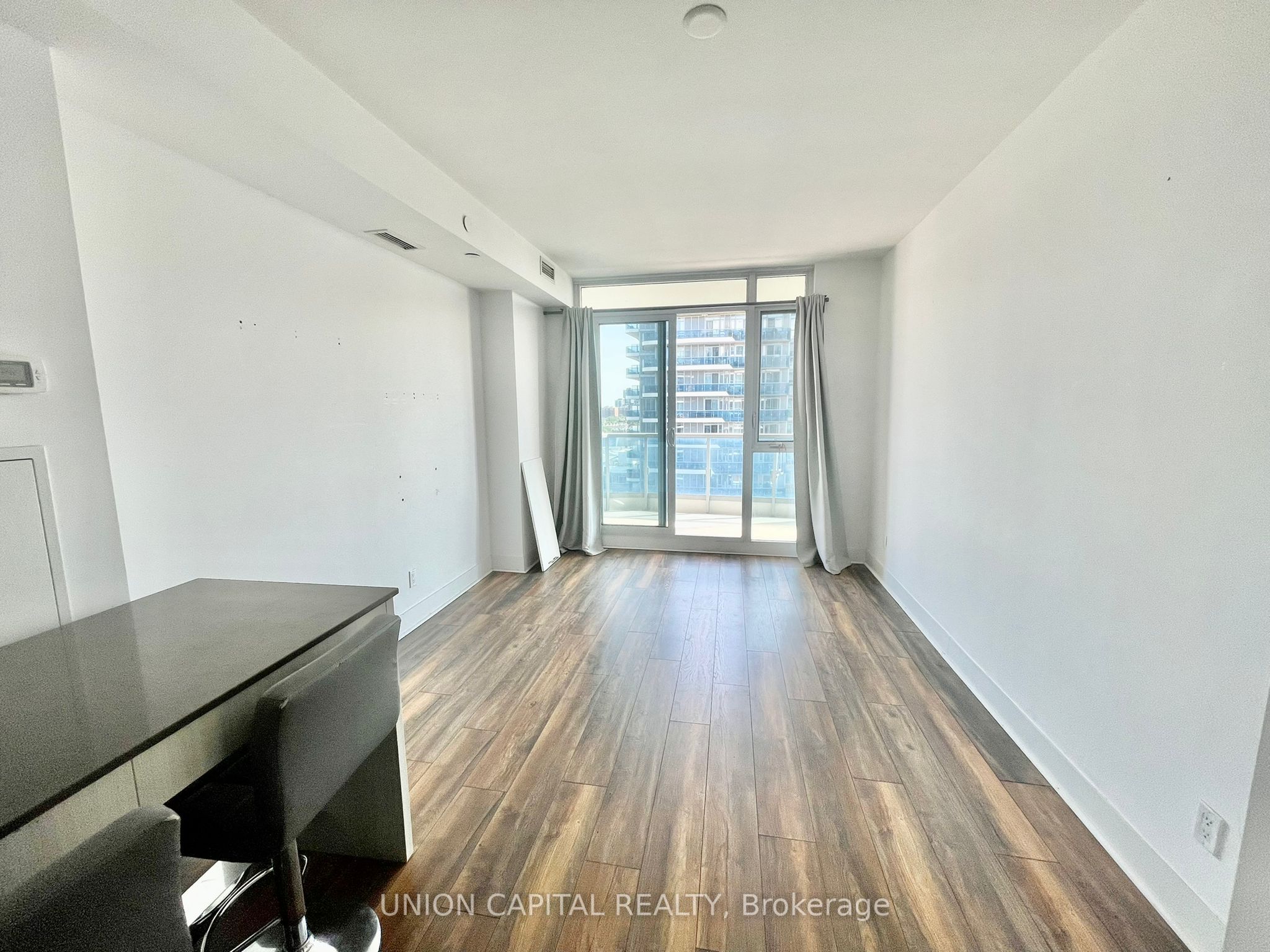 9471 YONGE Street #1201
