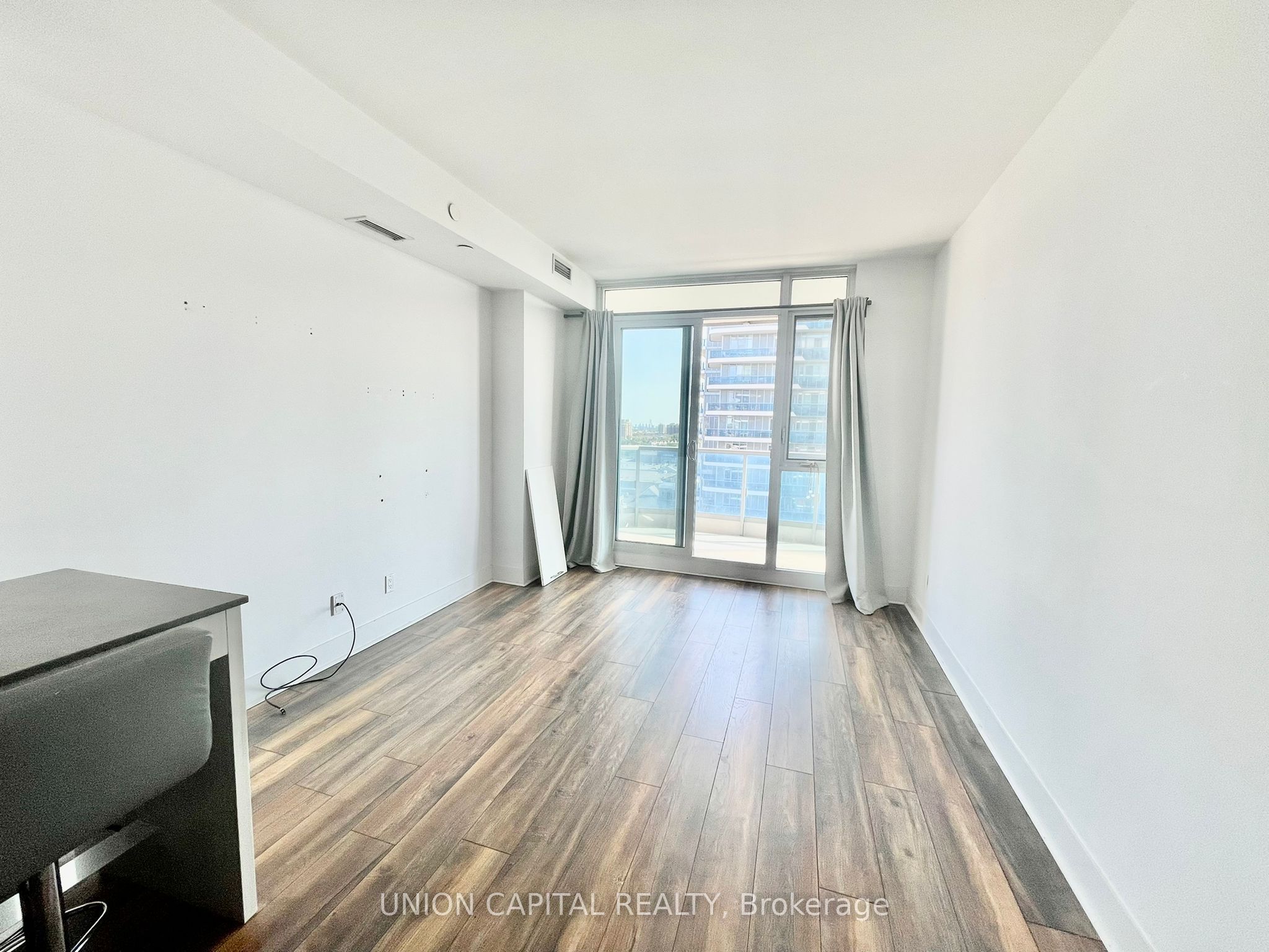 9471 YONGE Street #1201