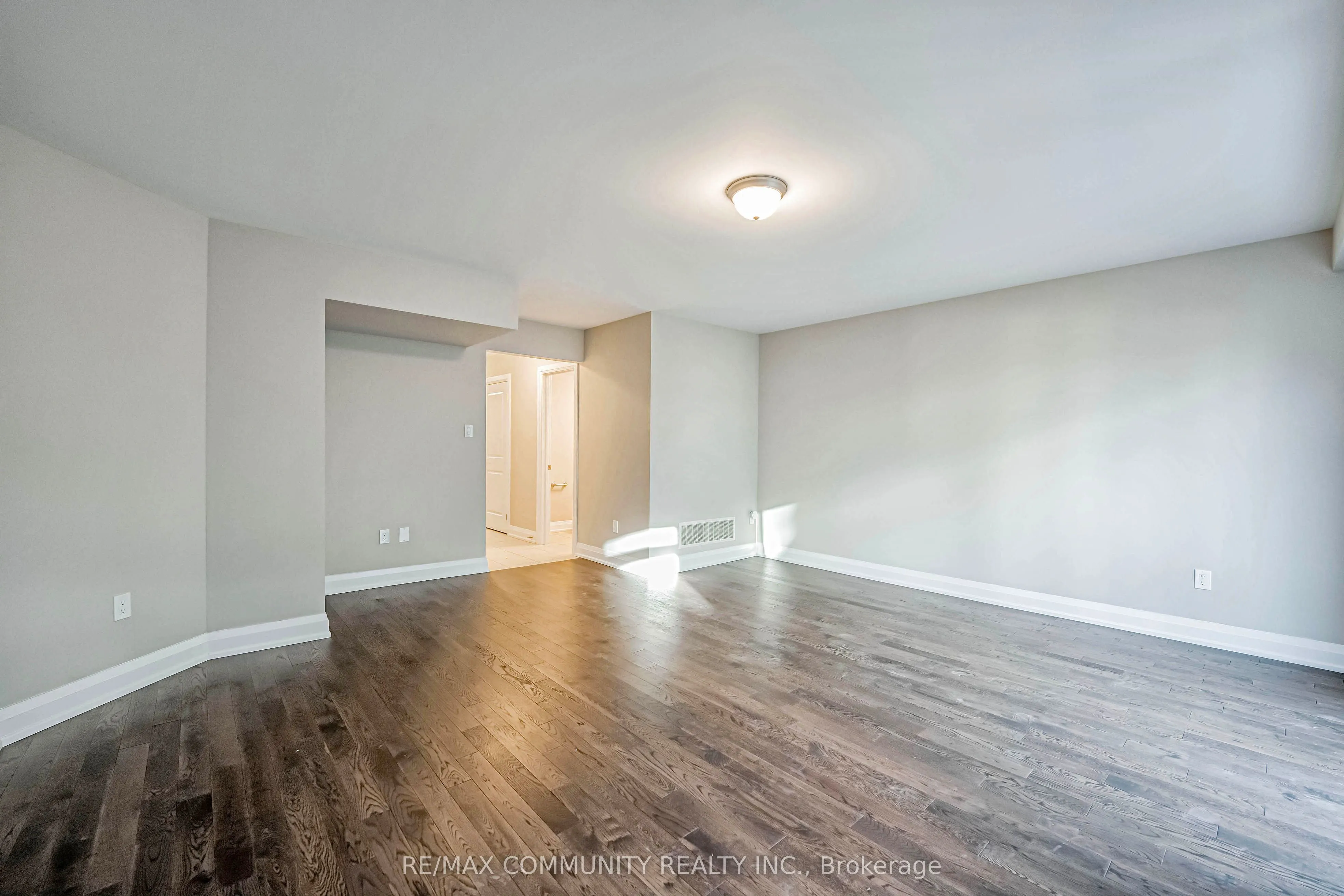 923 Isaac Phillips Way