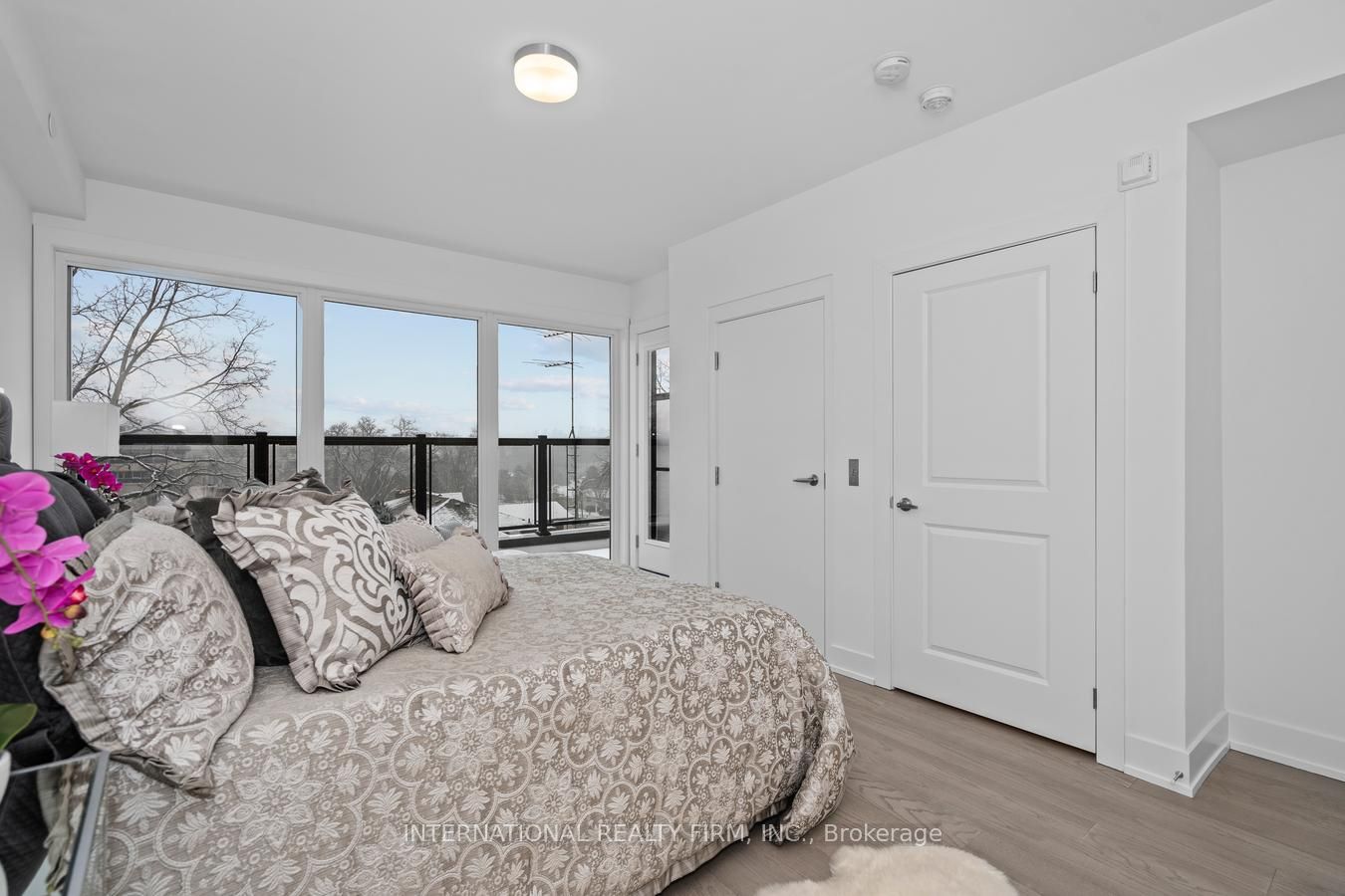 1 Hartman Avenue, #5
