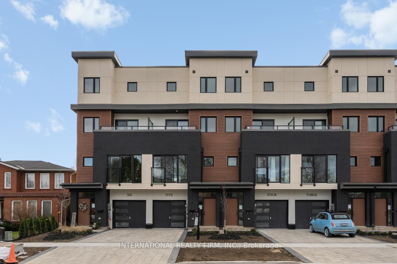 1 Hartman Avenue, #5