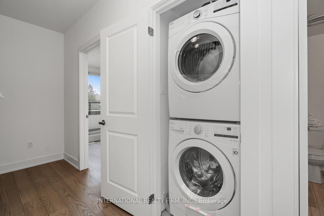 1 Hartman Avenue, #5