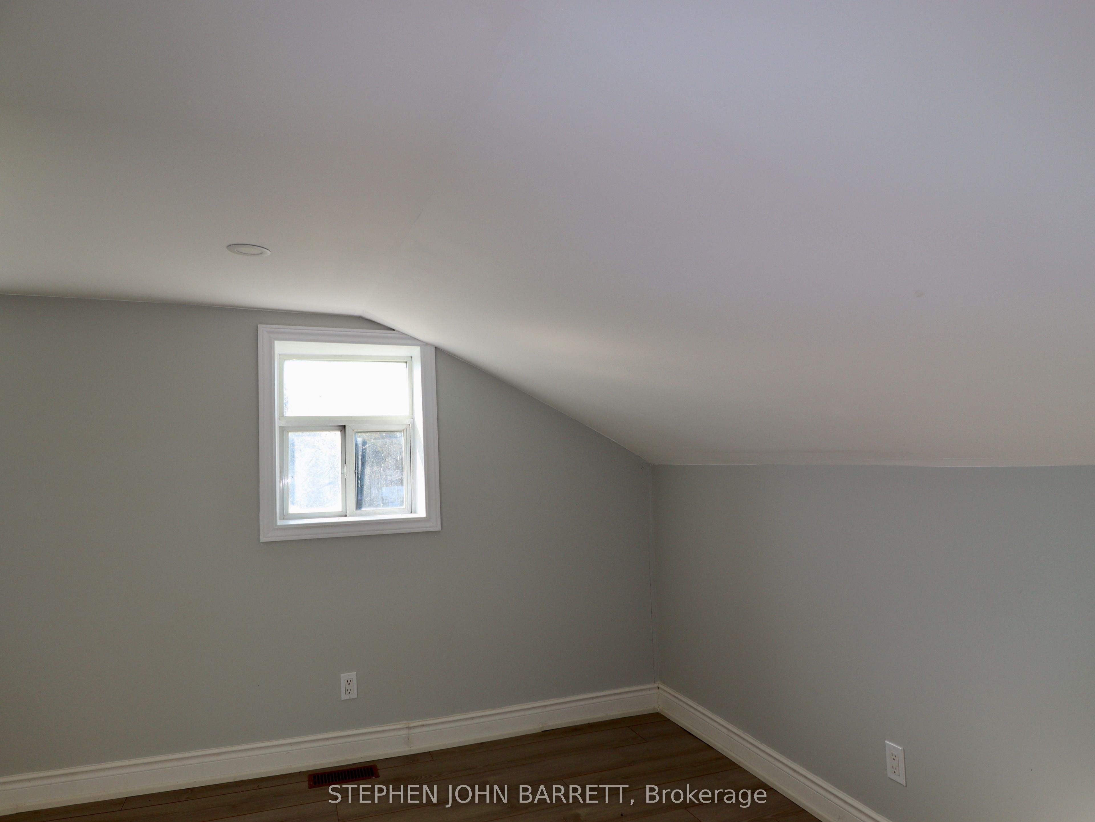 6 Sunkist Road