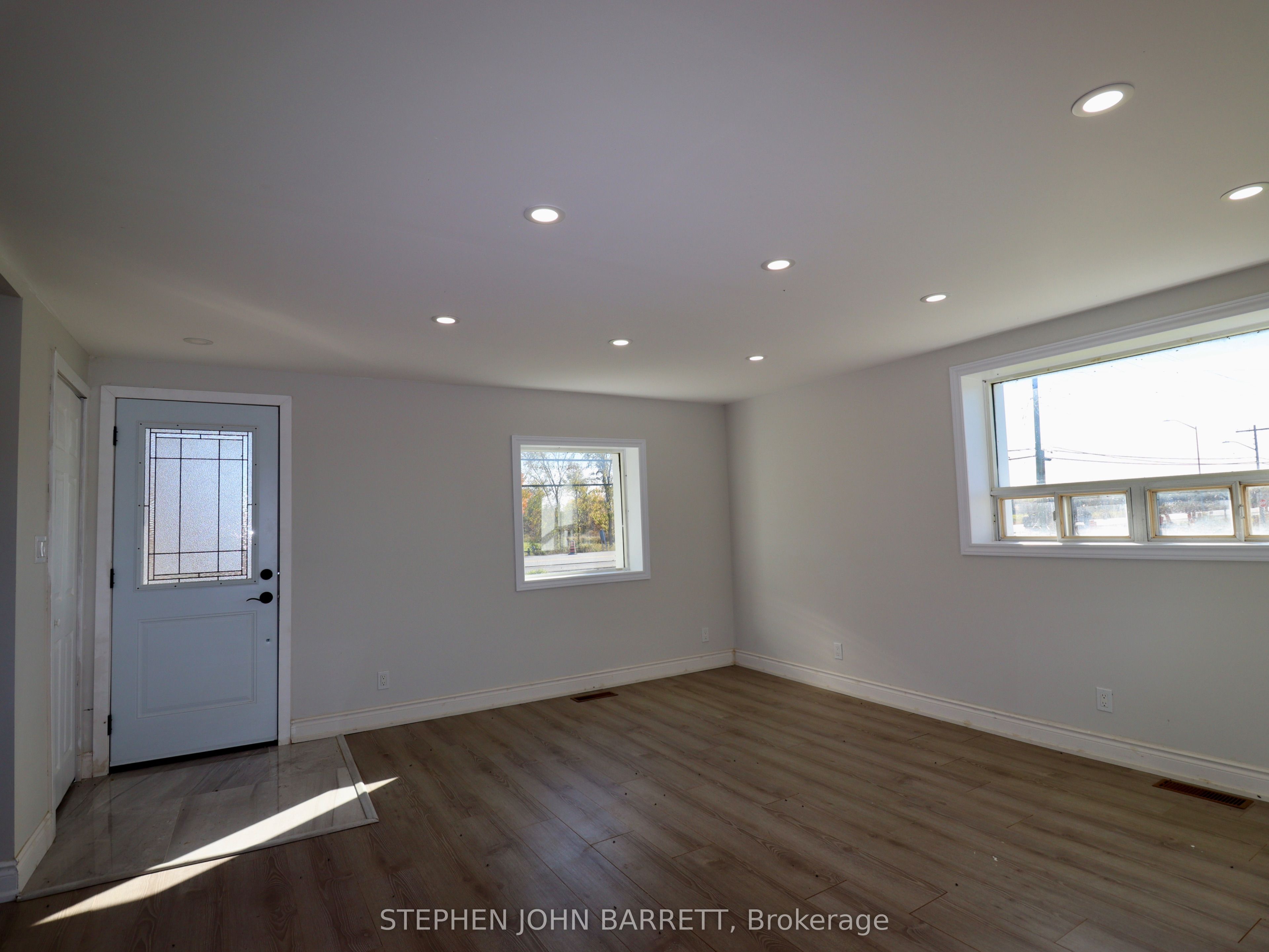 6 Sunkist Road