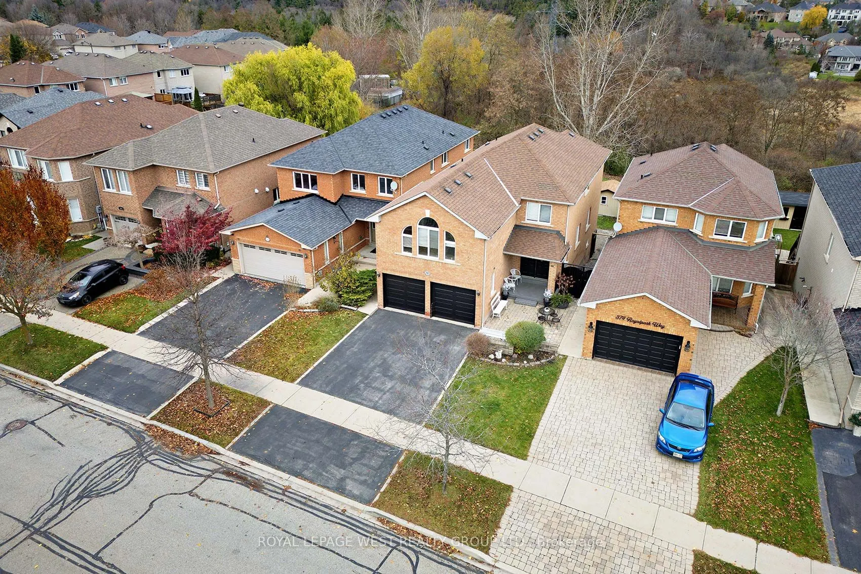 370 Royalpark Way
