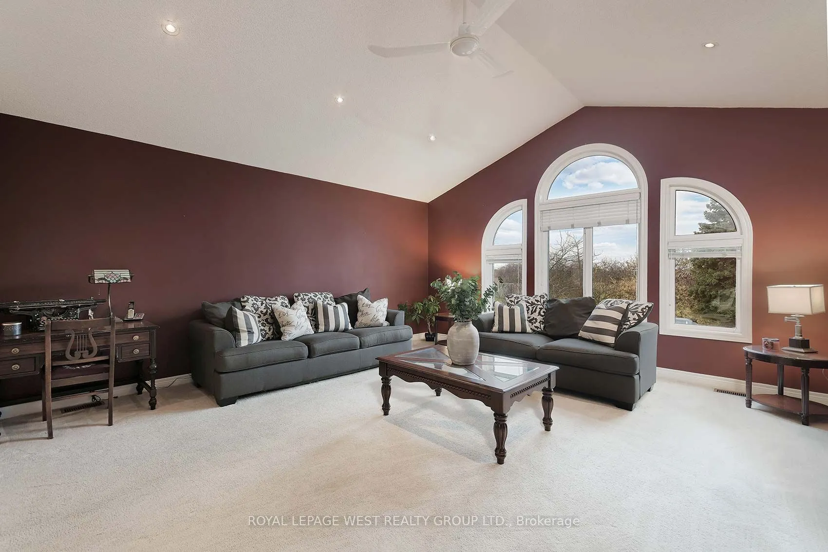 370 Royalpark Way