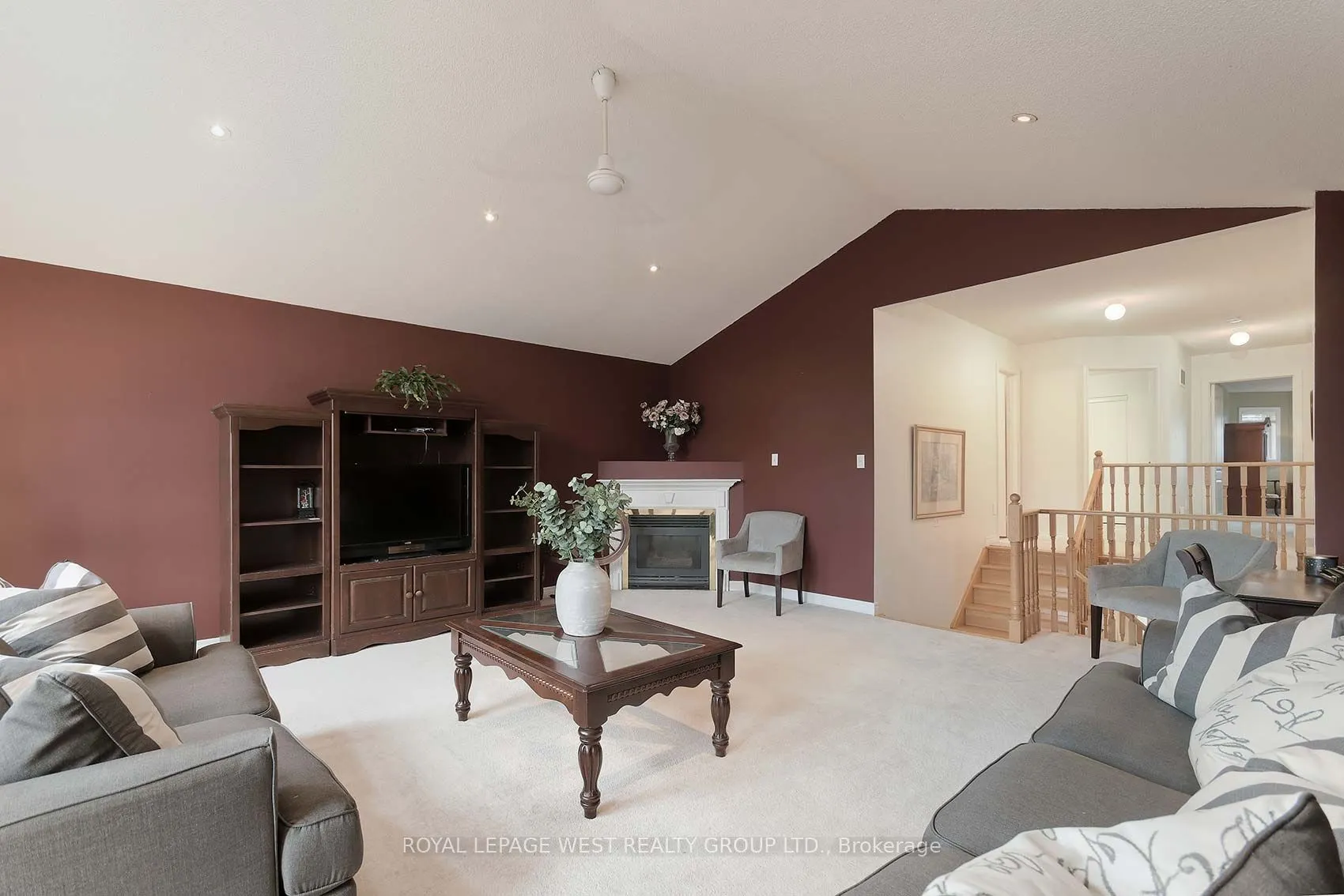 370 Royalpark Way