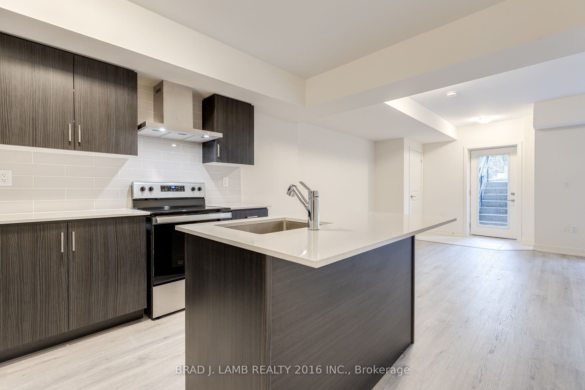 58 Elizabeth Street S #2106