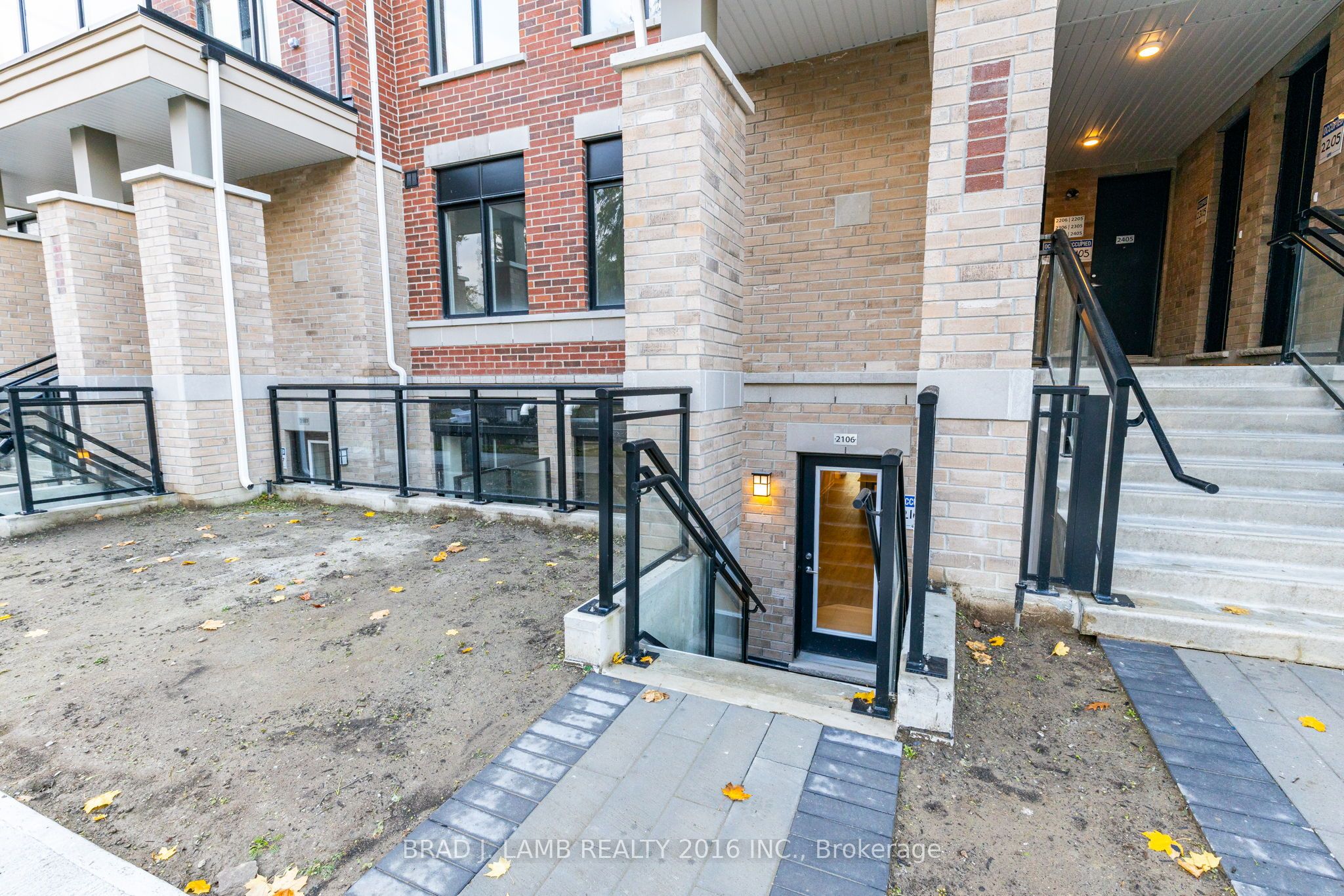 58 Elizabeth Street S #2106