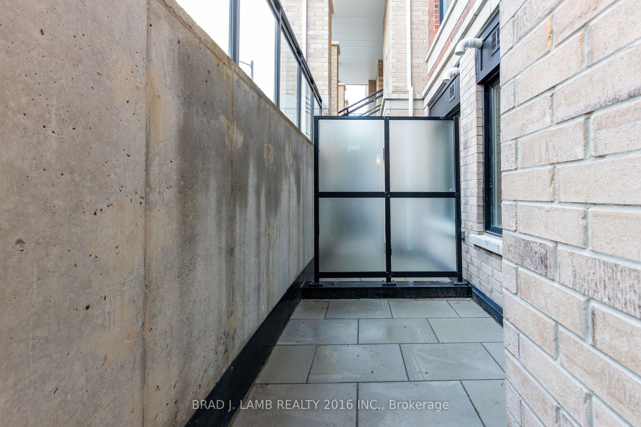 58 Elizabeth Street S #2106