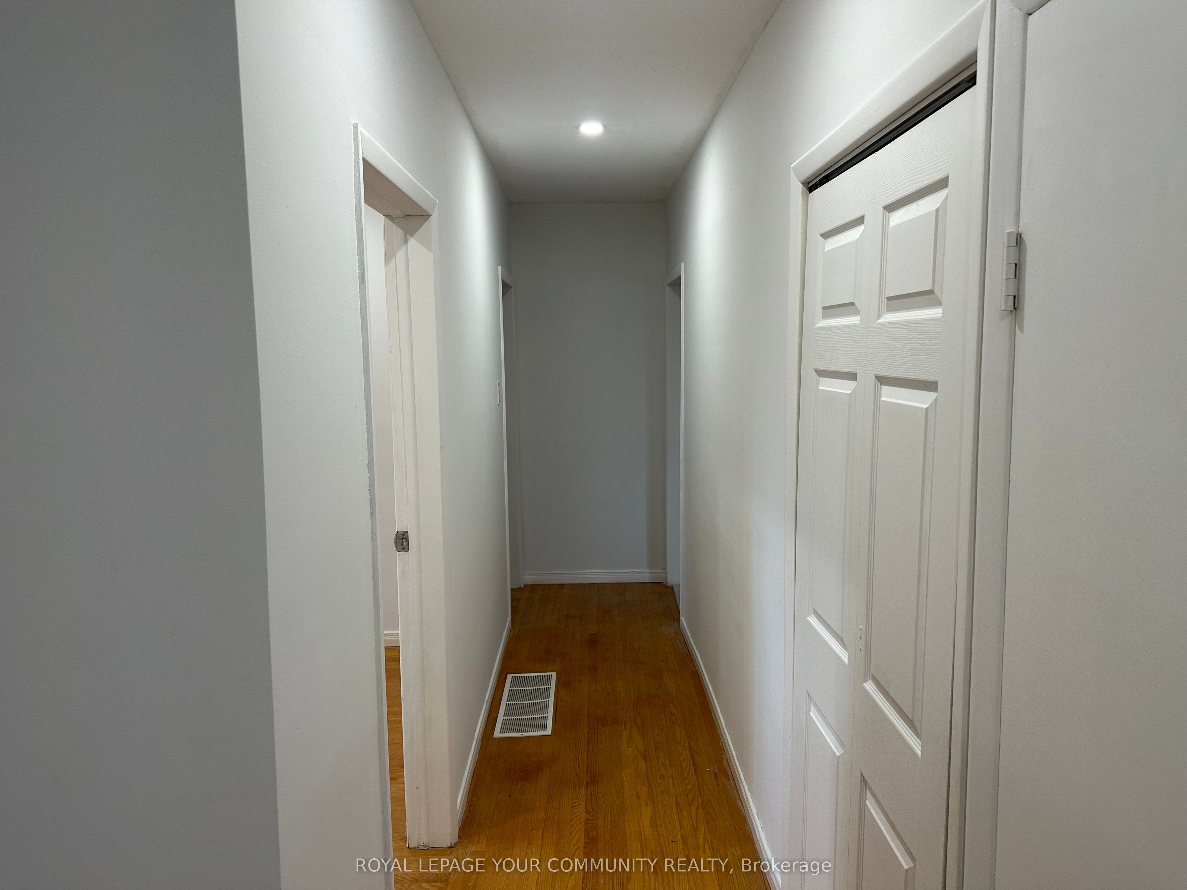 20015 Bathurst Street