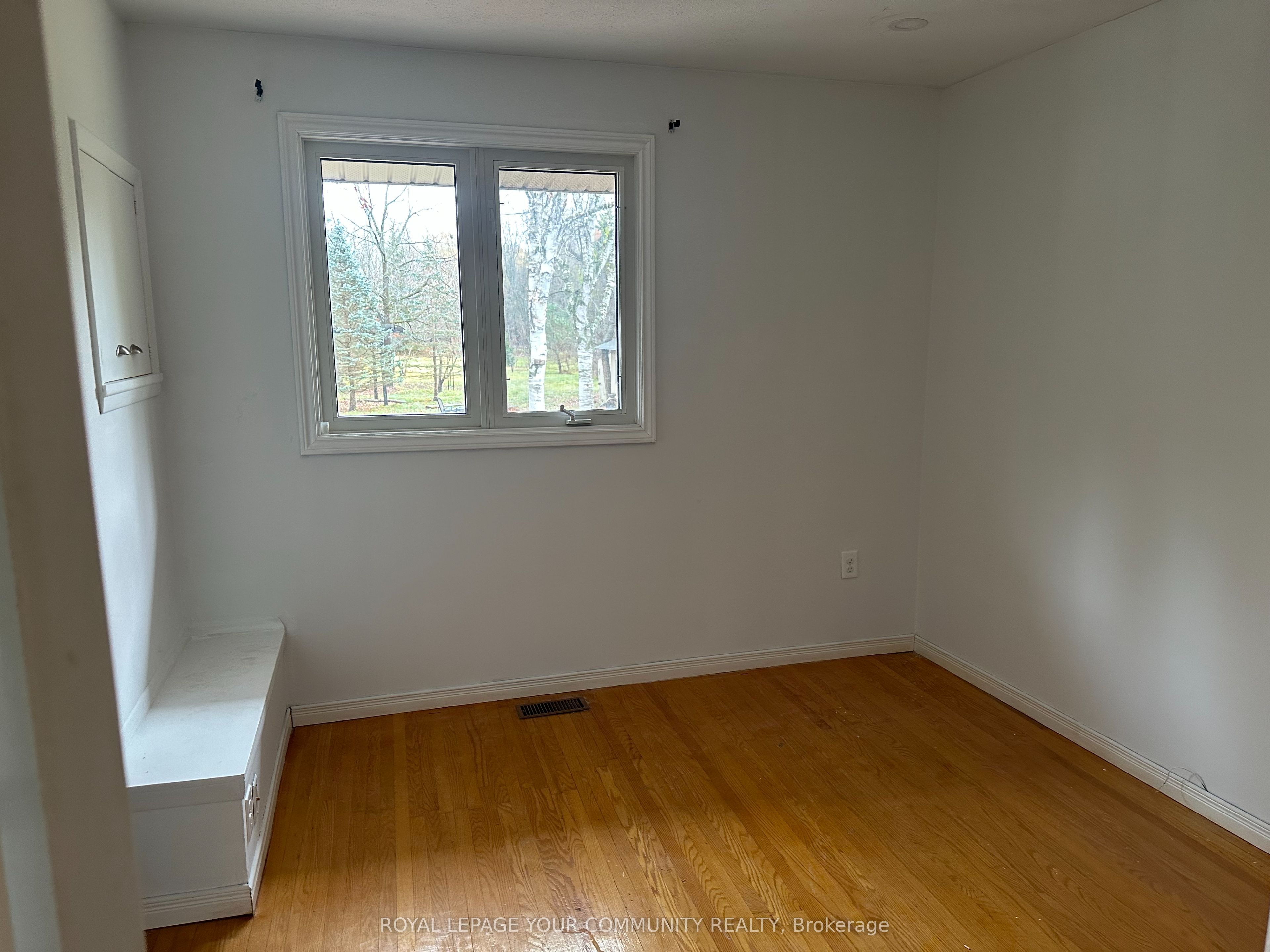 20015 Bathurst Street