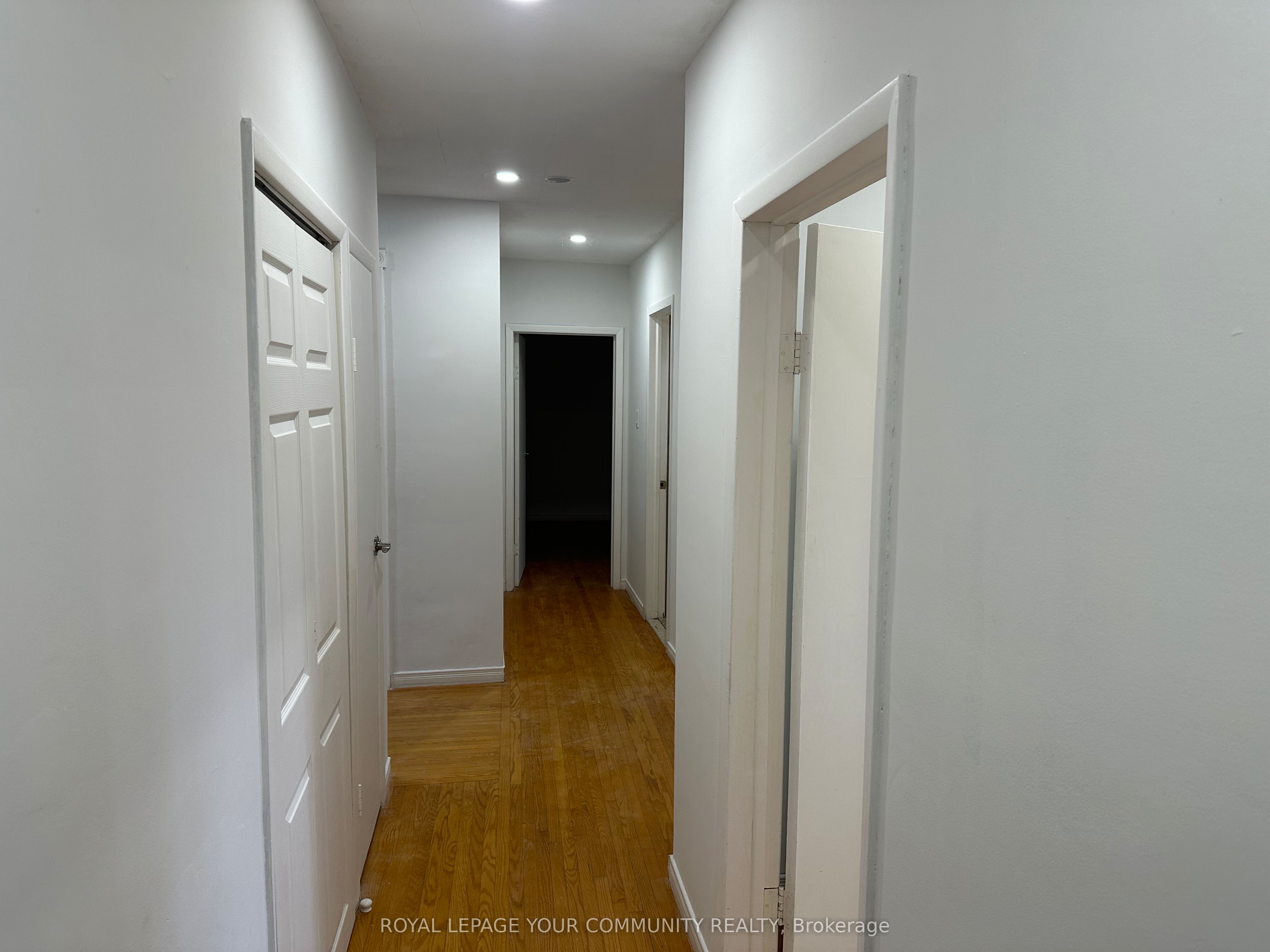20015 Bathurst Street