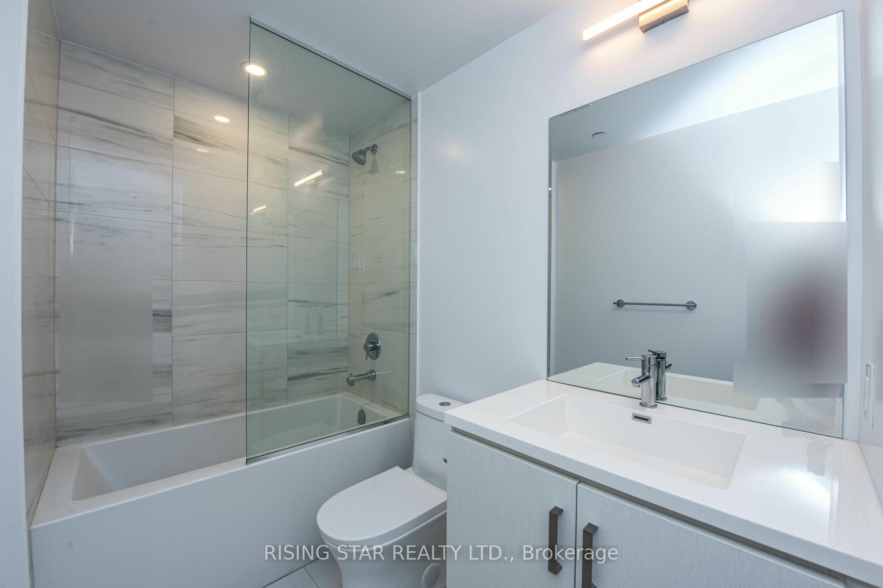 60 honeycrisp Crescent, #617