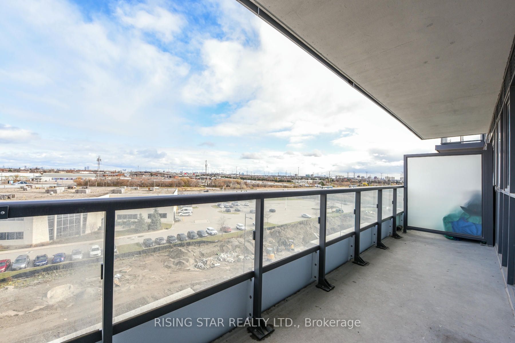 60 honeycrisp Crescent, #617