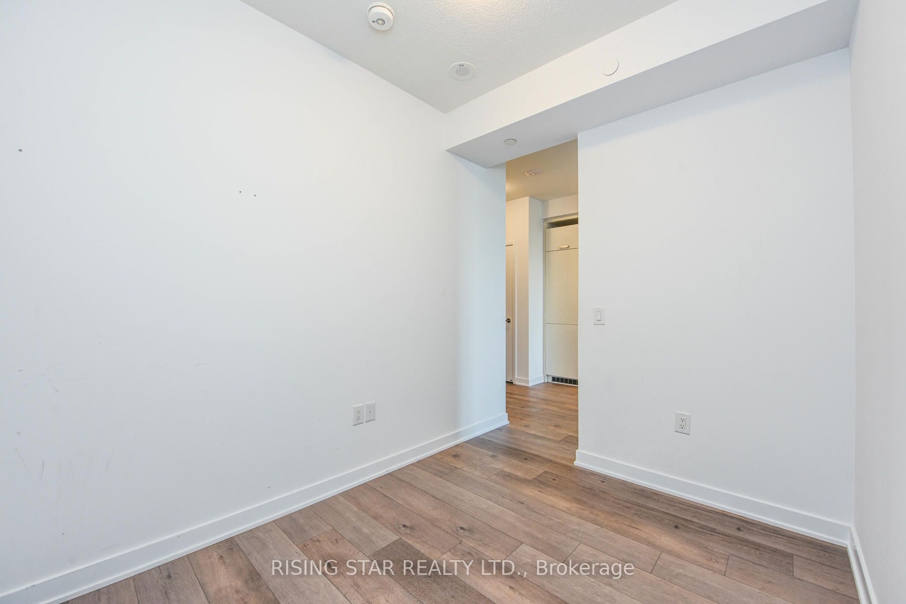 60 honeycrisp Crescent, #617