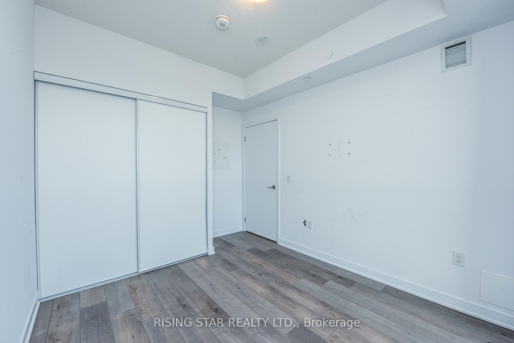 60 honeycrisp Crescent, #617