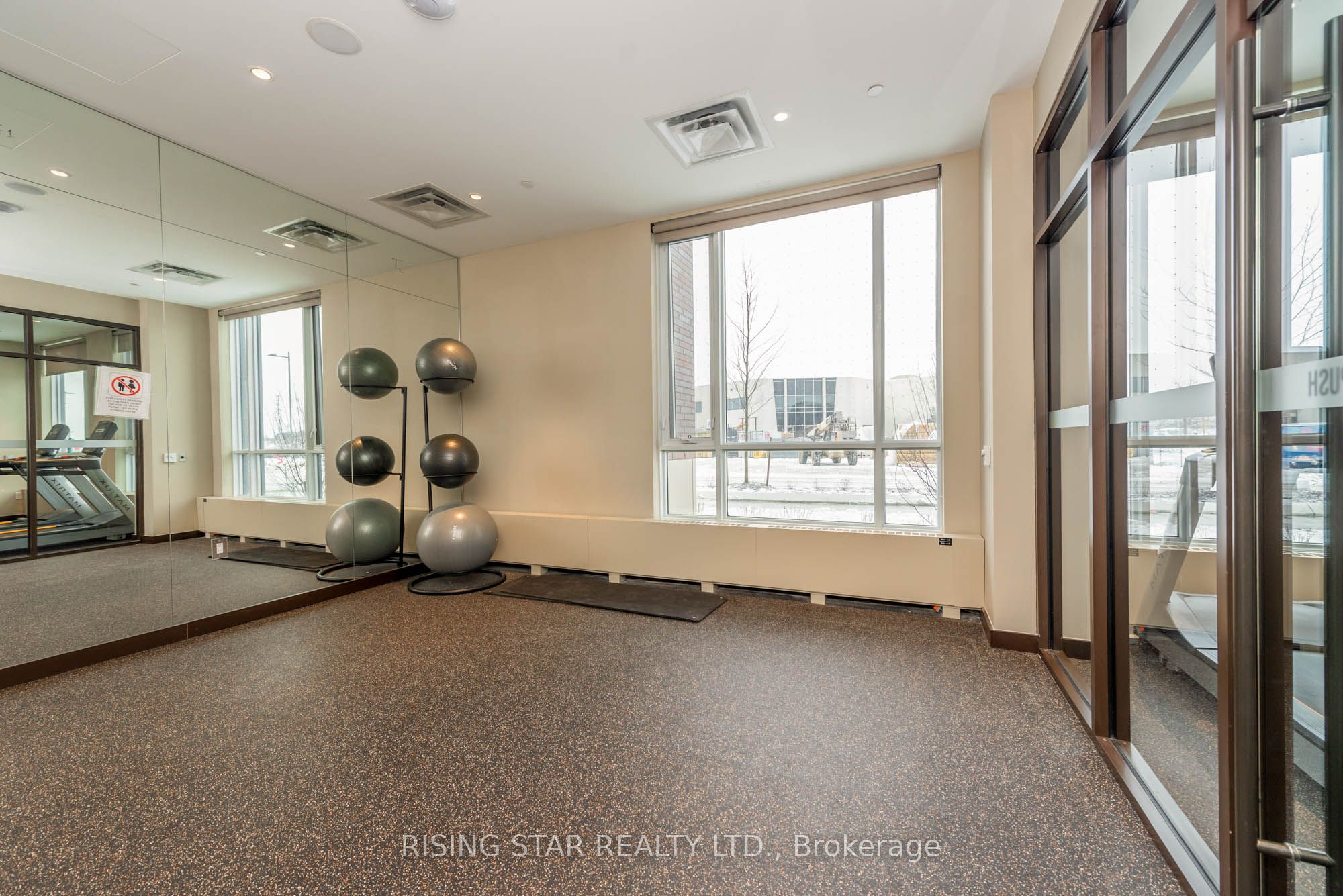 60 honeycrisp Crescent, #617