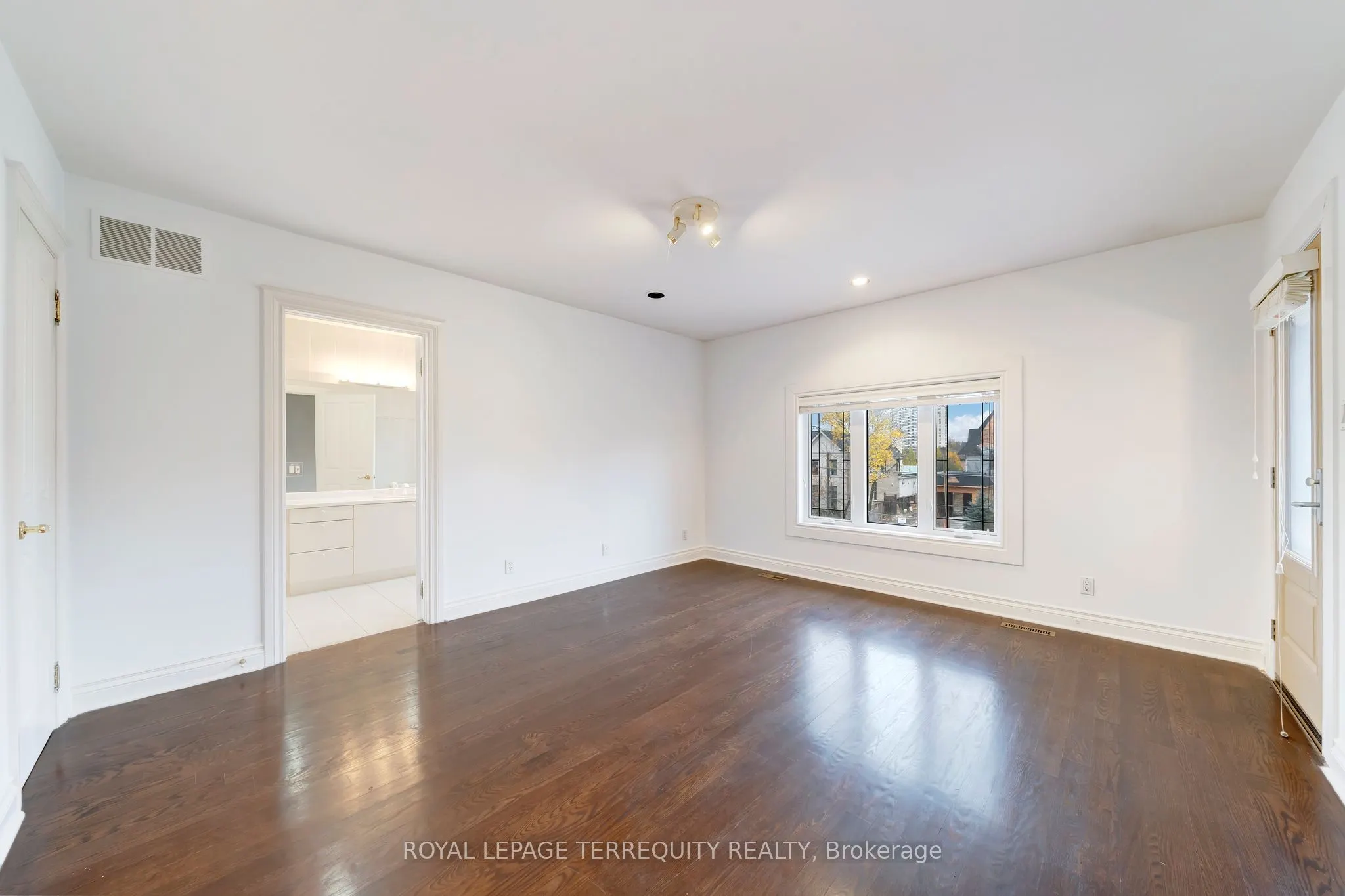 166 Arnold Avenue