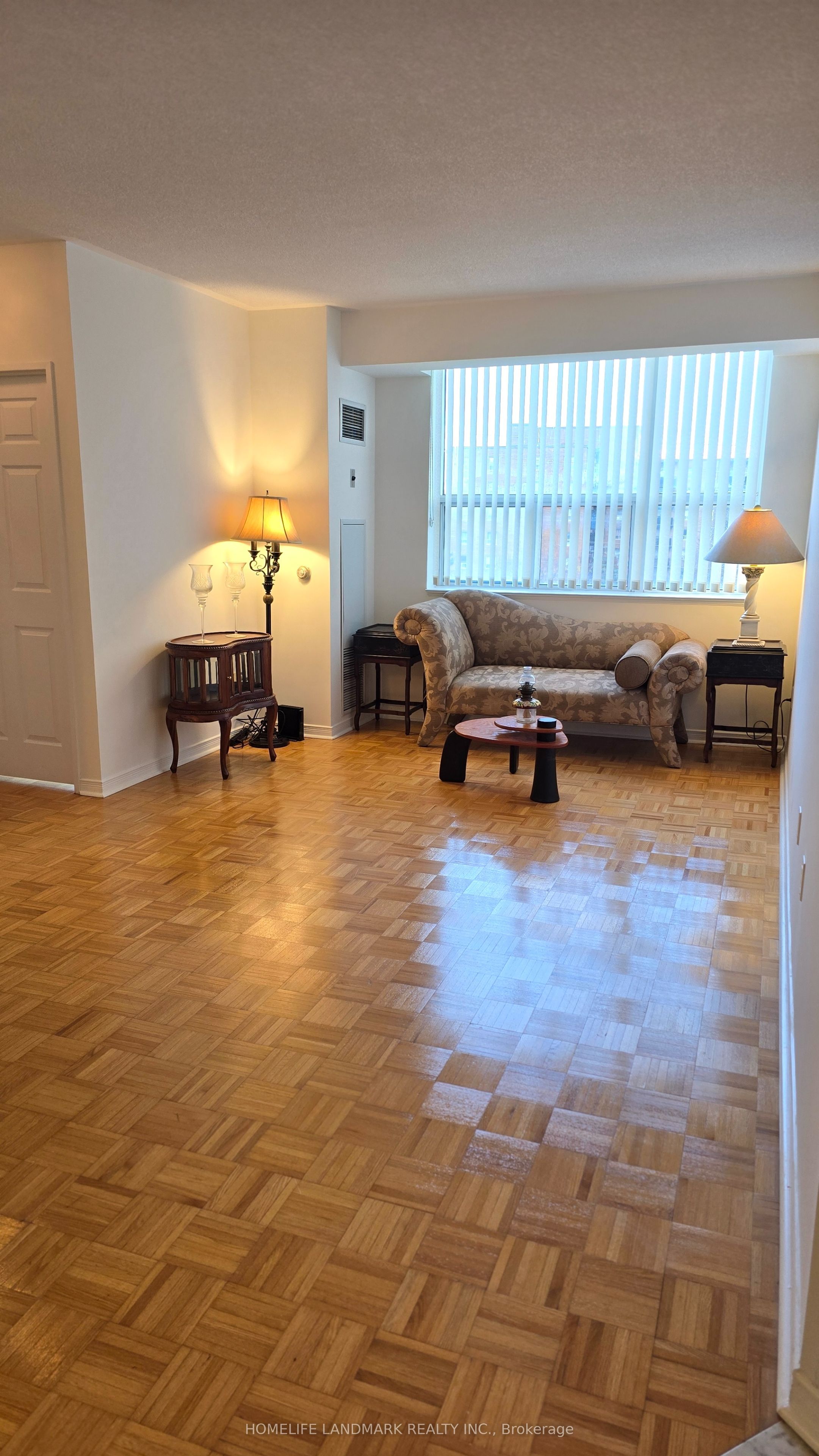 7378 Yonge Street E, #303