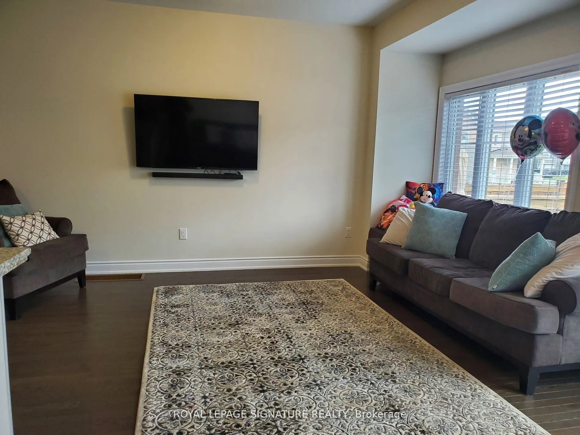 47 Lorne Thomas Place