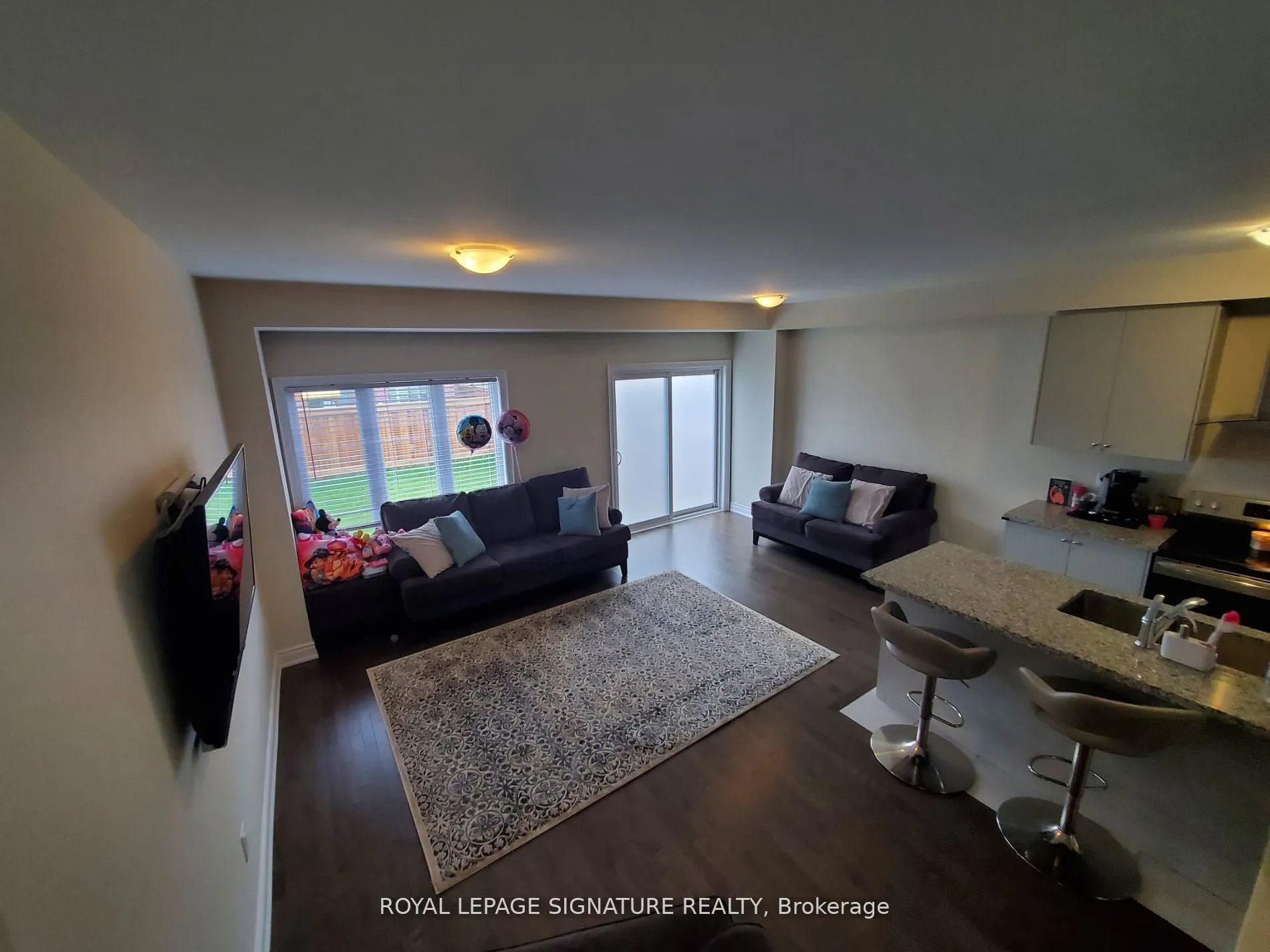 47 Lorne Thomas Place