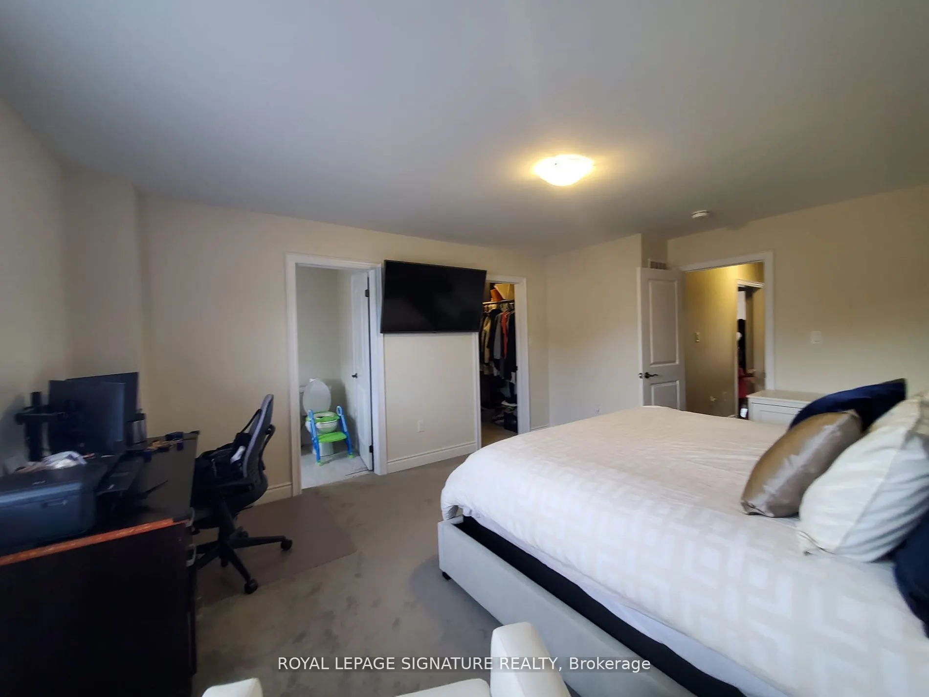 47 Lorne Thomas Place