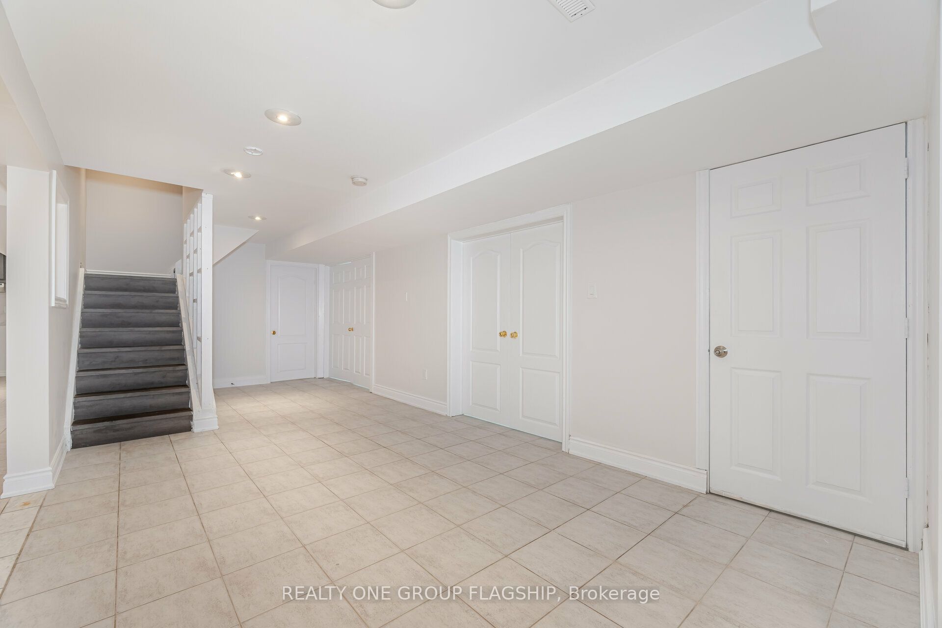 95 Hudson Drive
