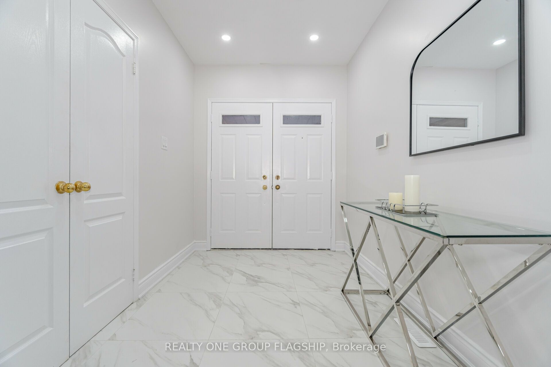 95 Hudson Drive